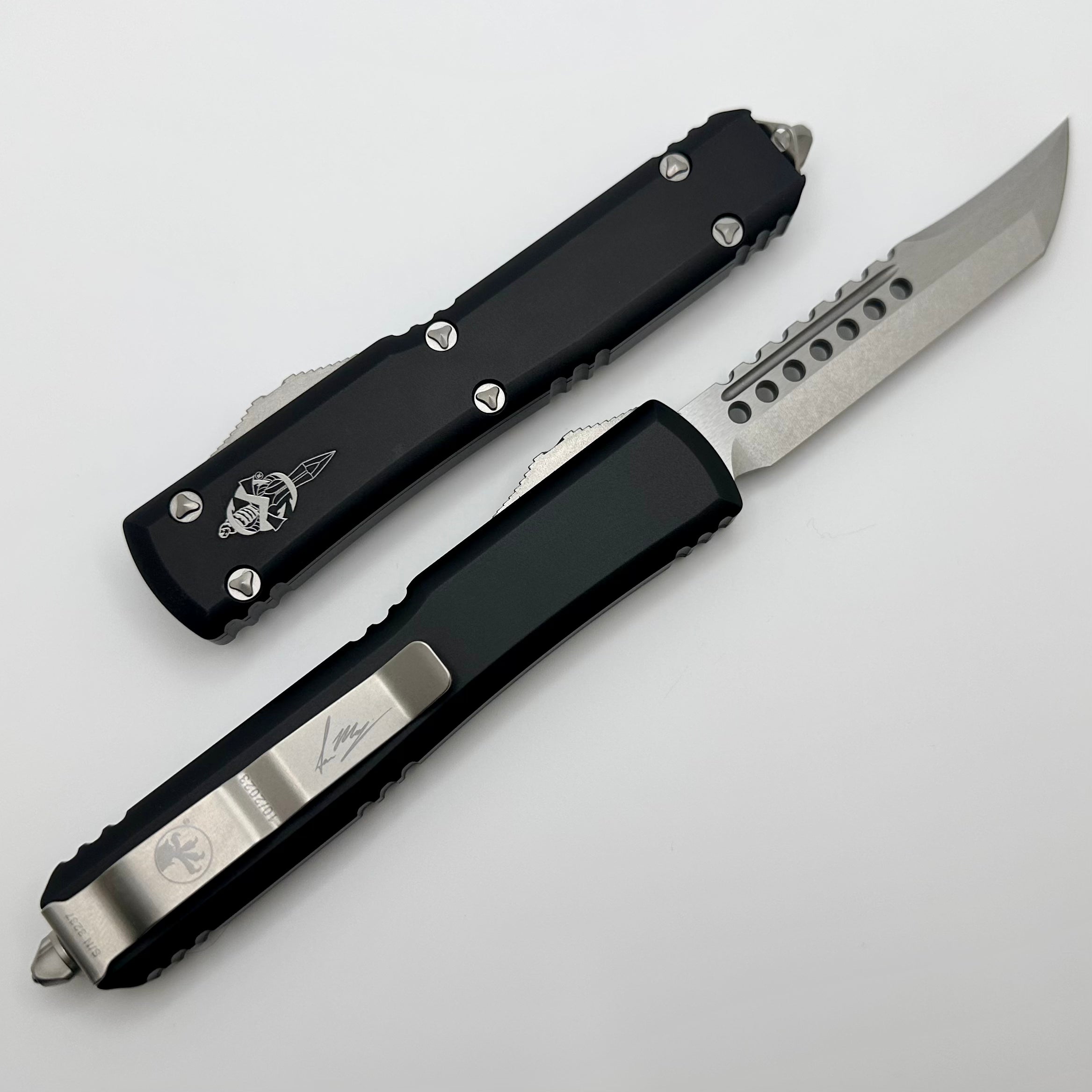 Microtech Ultratech Hellhound Stonewash Standard & Black 119-10S