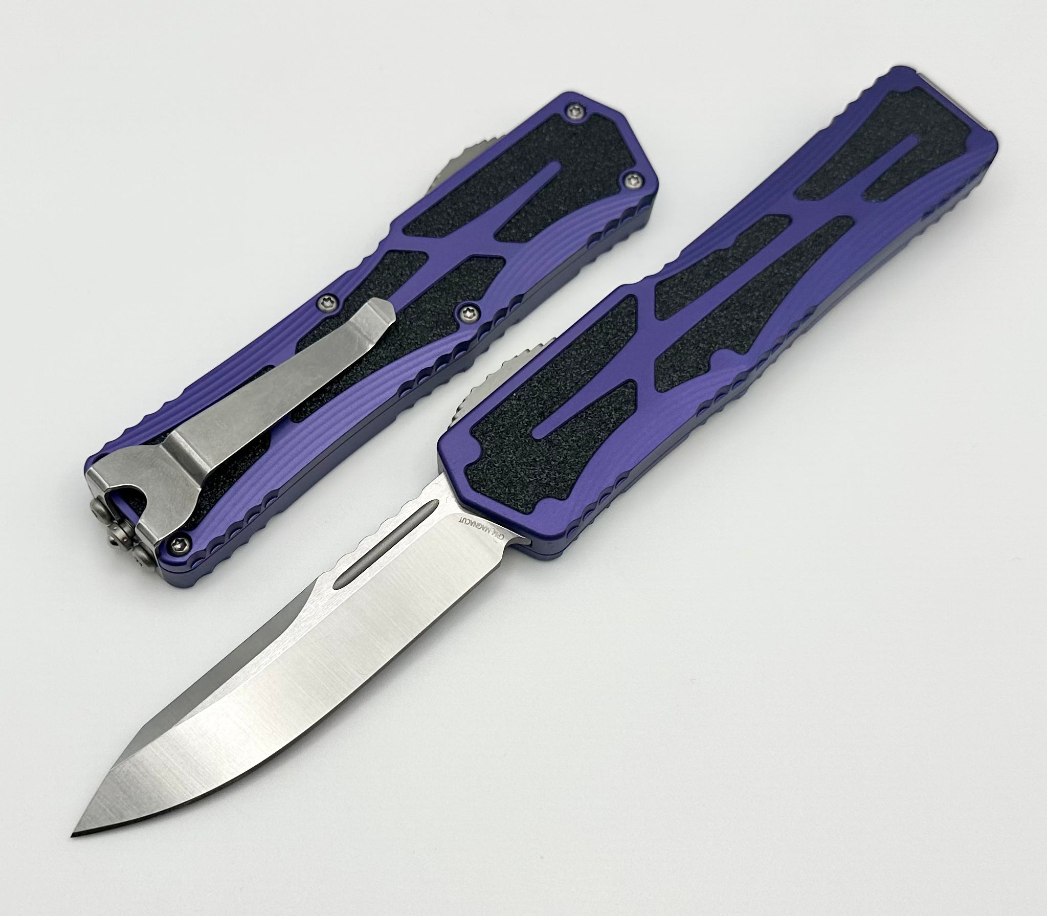 Heretic Knives Colossus Single Edge Stonewash Magnacut & Purple Handle H039-2A-PU