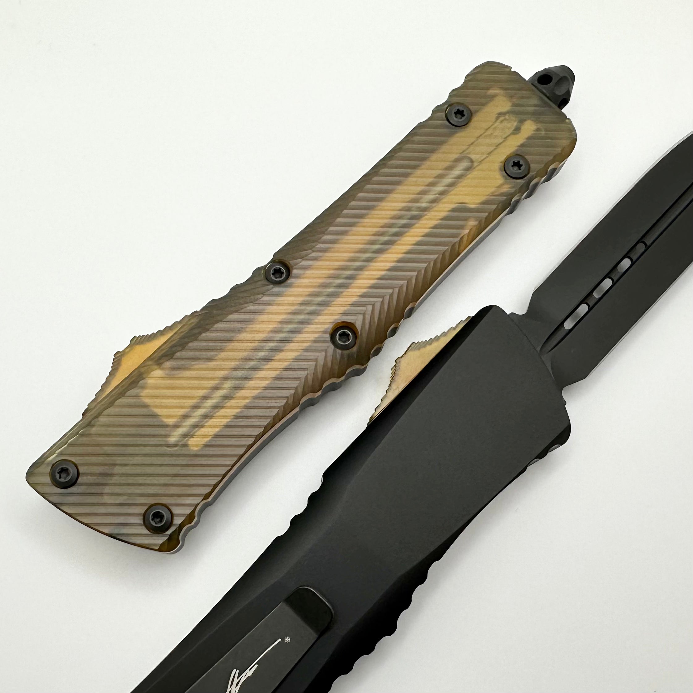 Microtech Combat Troodon Fluted Ultem Top/Button w/ DLC Double Edge 142-1DLCTULS