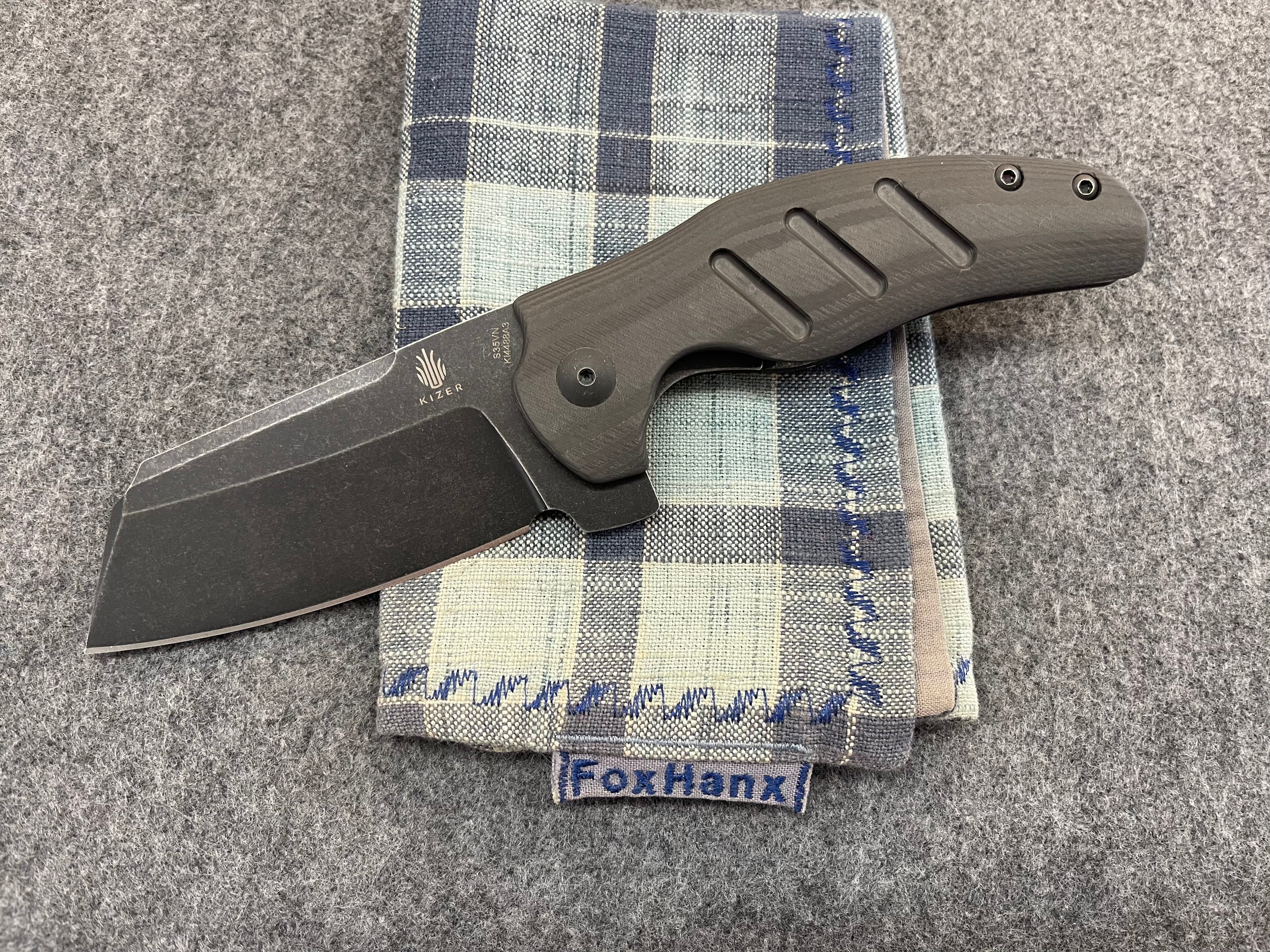 Kizer Cutlery Sheepdog Black Carbon Fiber KI4488A3