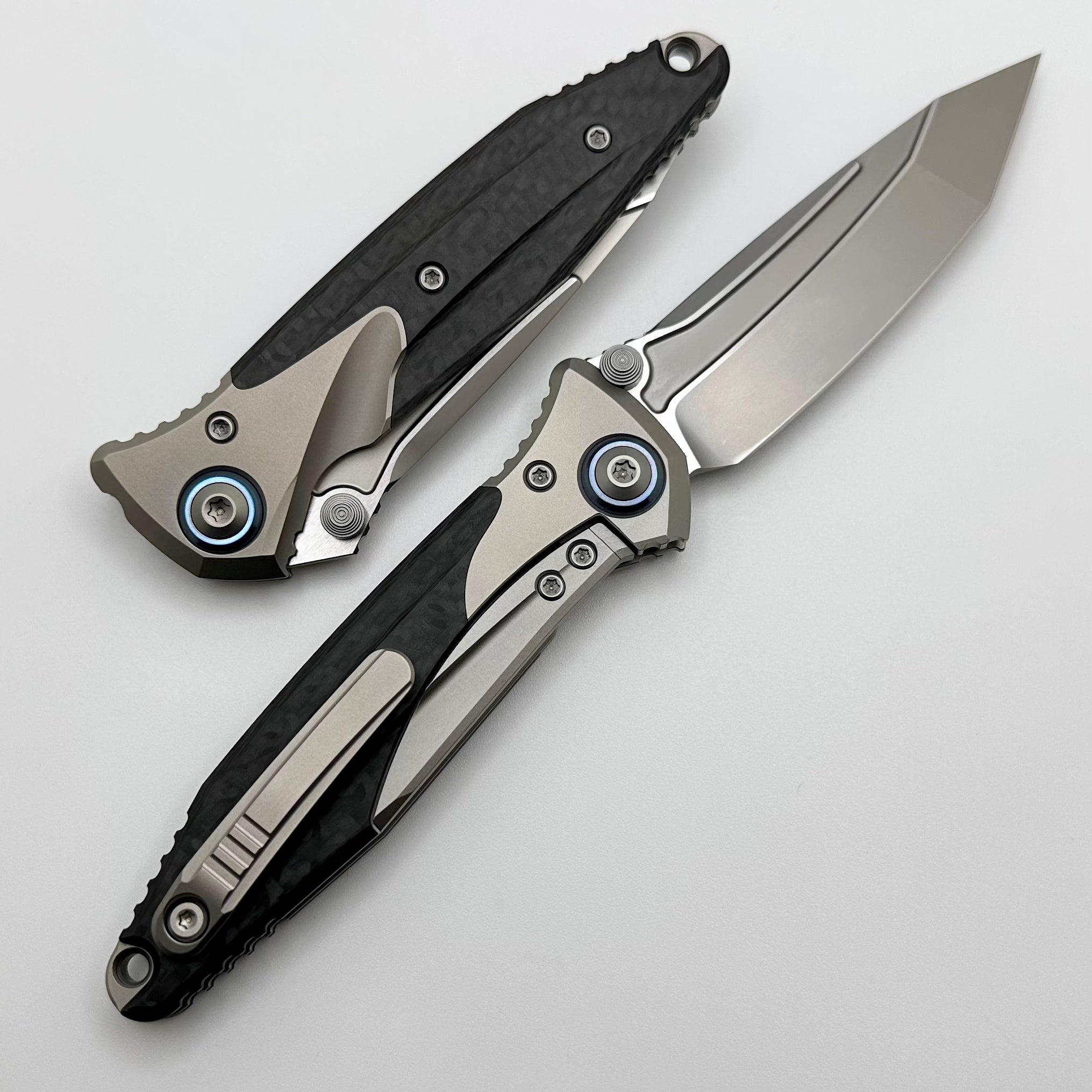 Microtech Knives Socom Bravo Mini Tanto Bead Blast Standard w/ Blue Ti Pivot Collars & Carbon Fiber Scales 261M-7CFTI