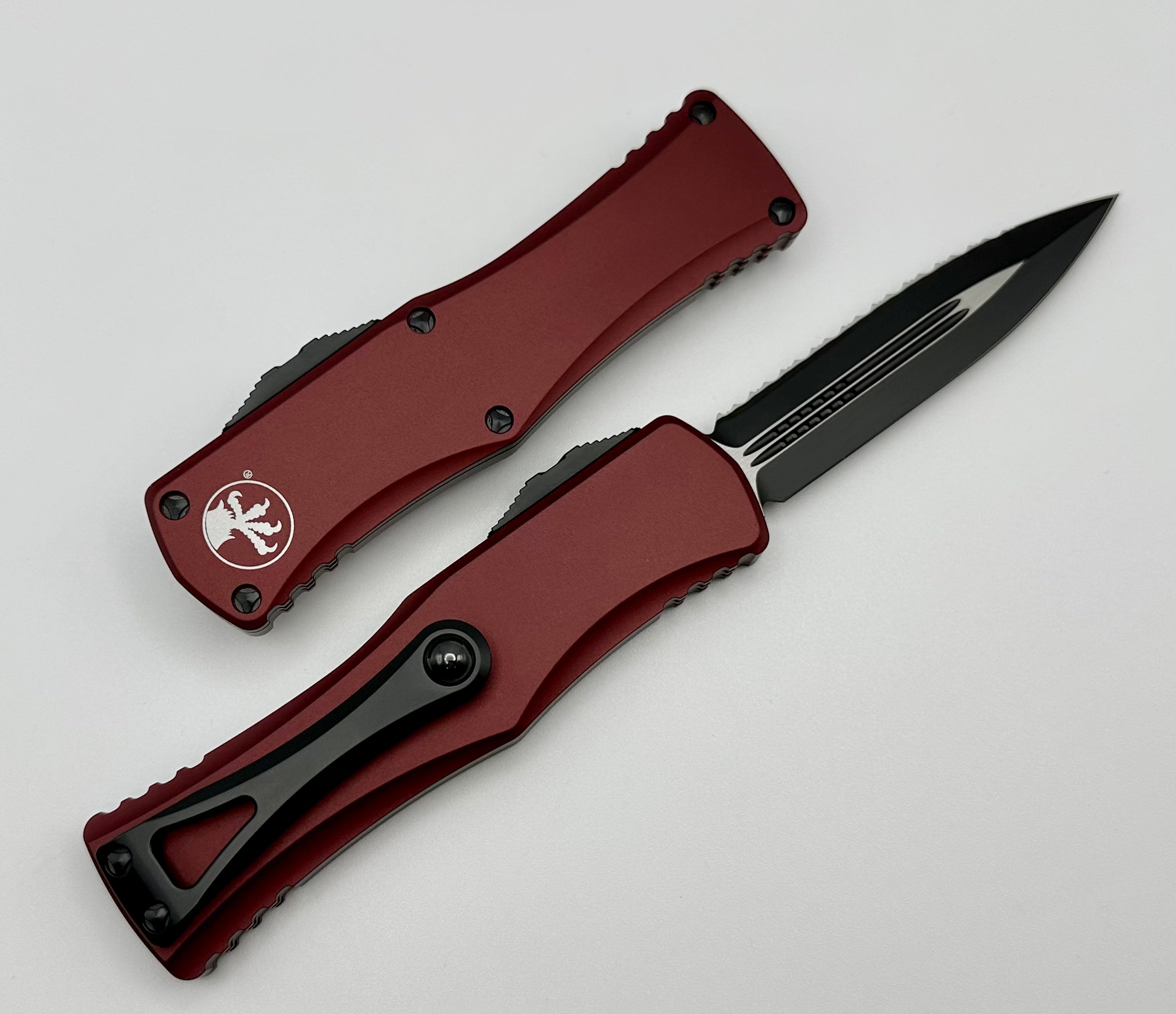 Microtech Hera Double Edge Black Fully Serrated & Merlot 702-3MR