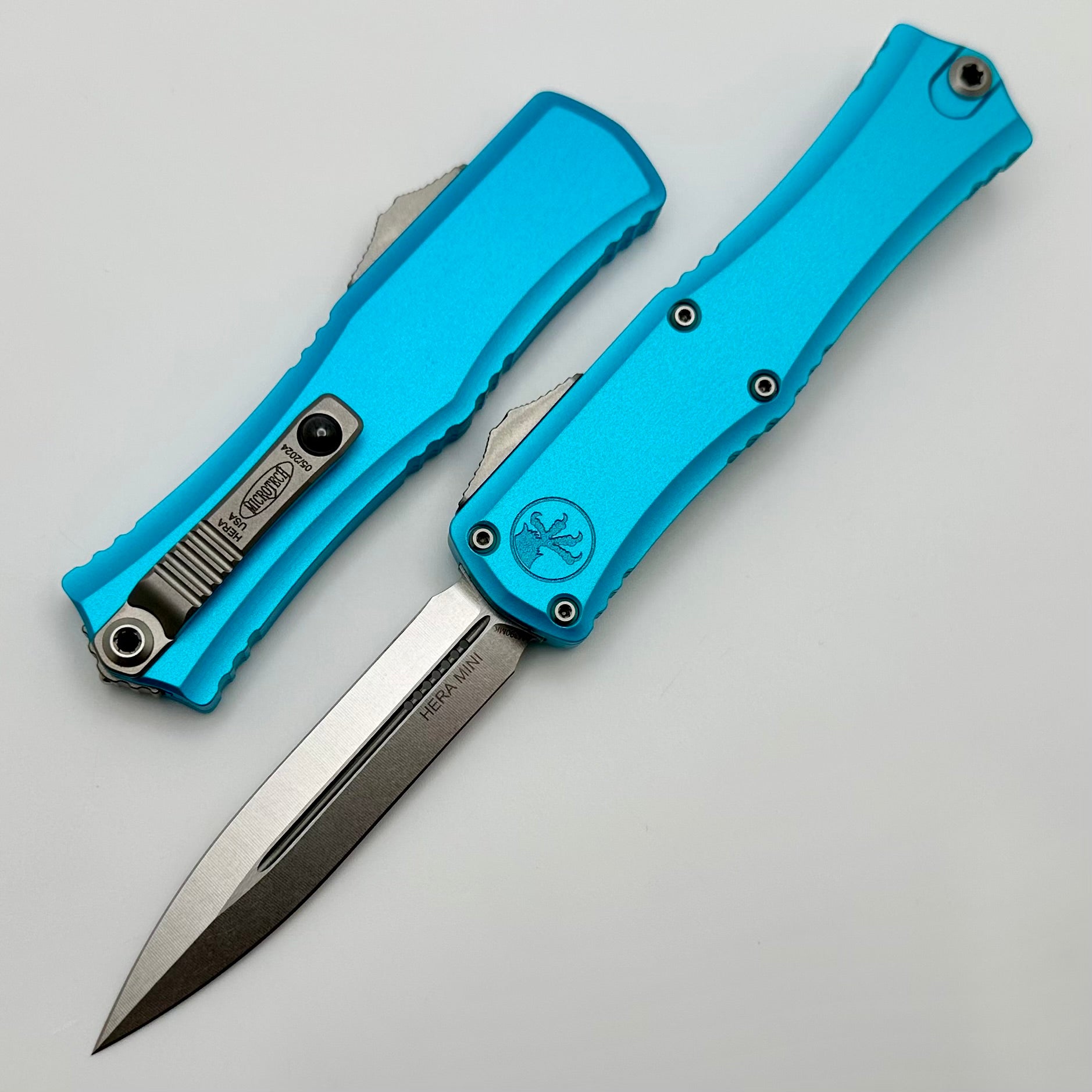 Microtech Knives Mini Hera Stonewash Double Edge M390MK w/ Turquoise Handle 1702M-10TQ