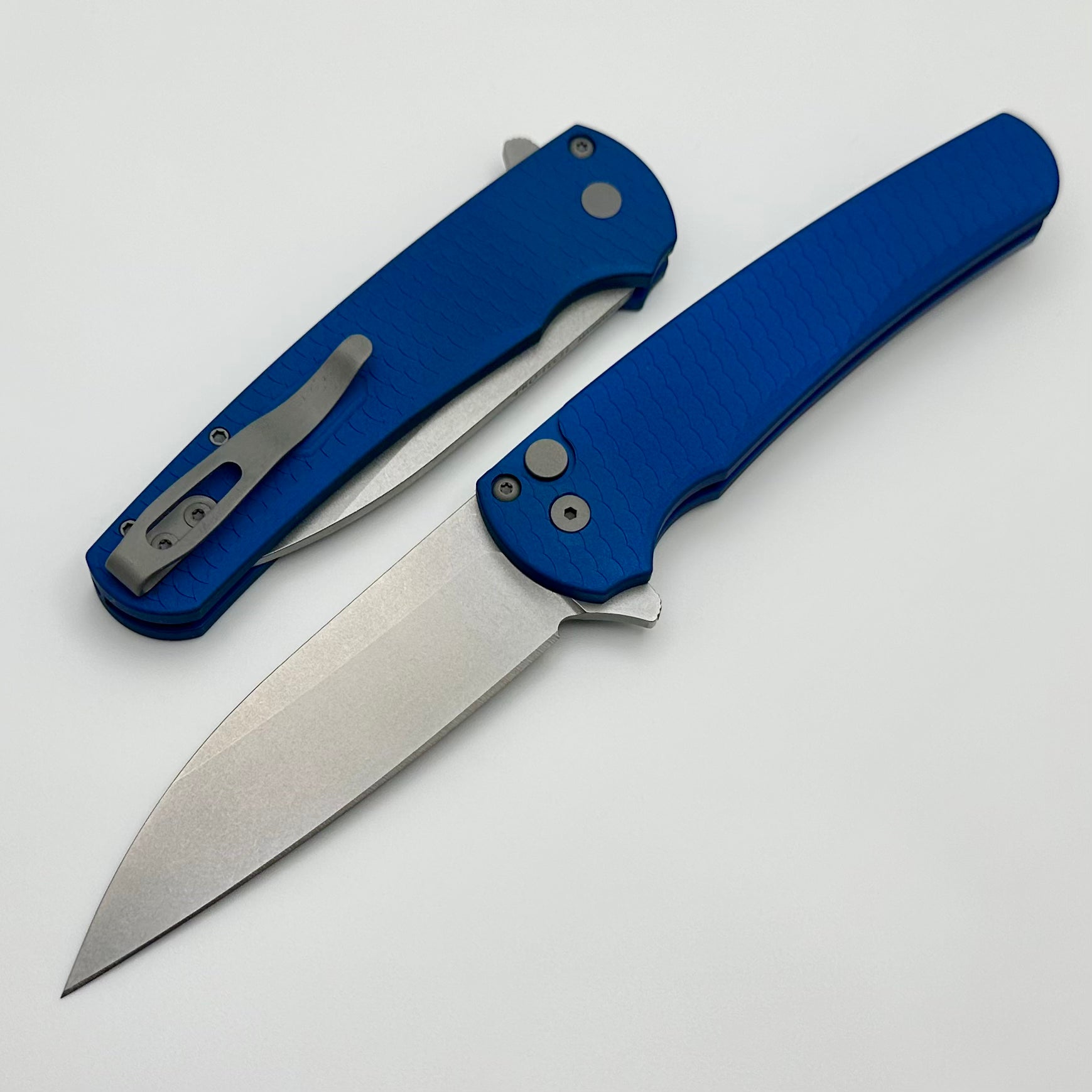 Pro-Tech Malibu Dragon Scale Blue Handle & Stonewash MagnaCut Wharncliffe Blade 5335-BLUE