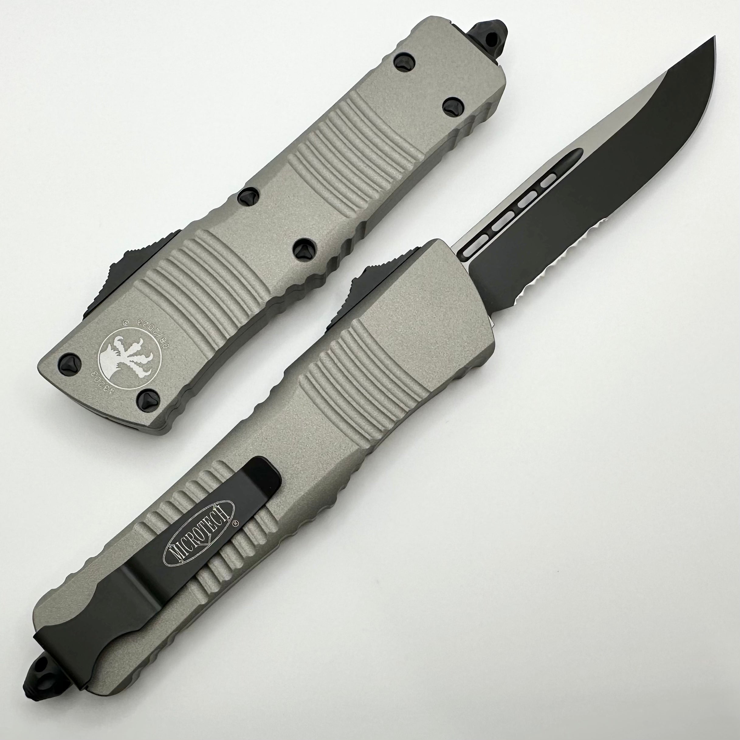 Microtech Combat Troodon “Titanium Gray” Textured Single Edge Partial Serrated 143-2TG