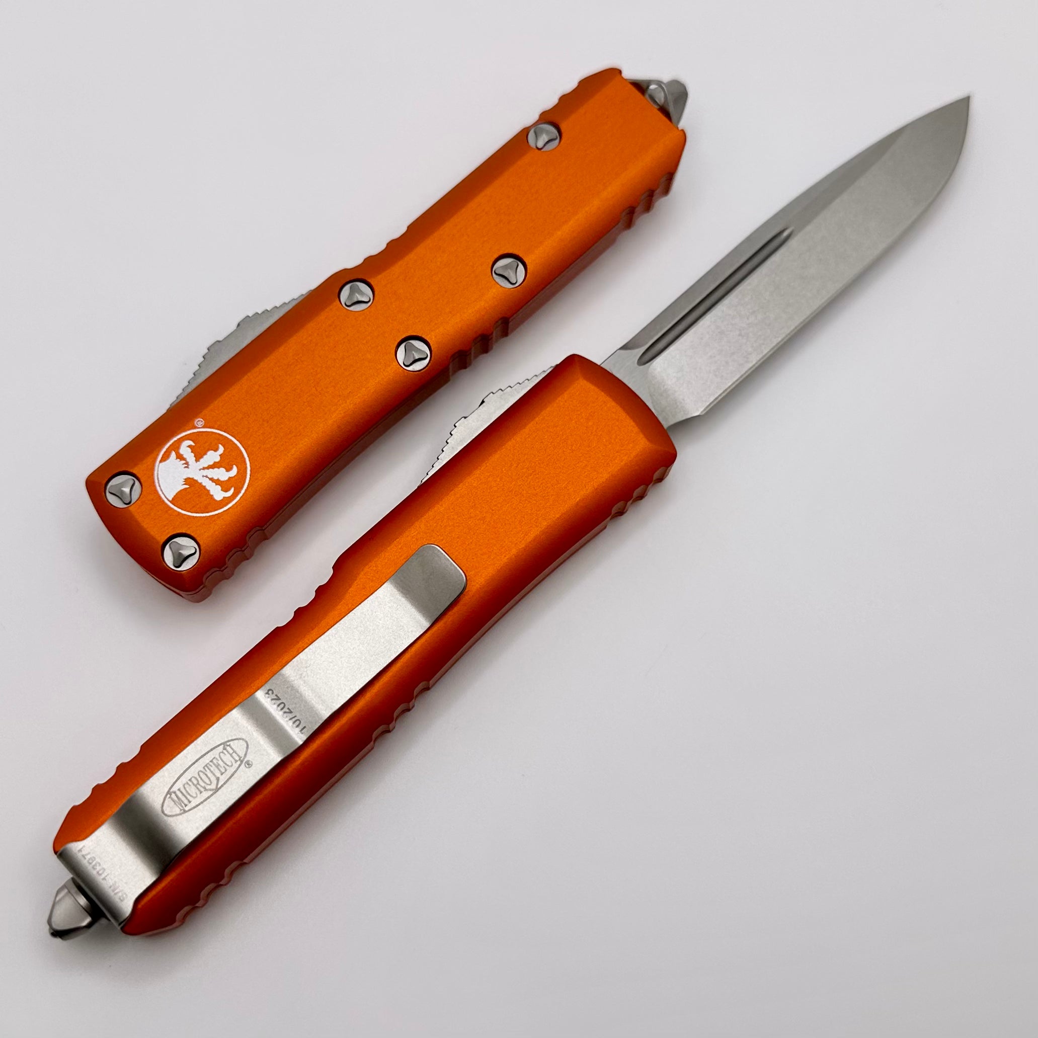 Microtech UTX-85 Single Edge Stonewash Standard & Orange 231-10OR