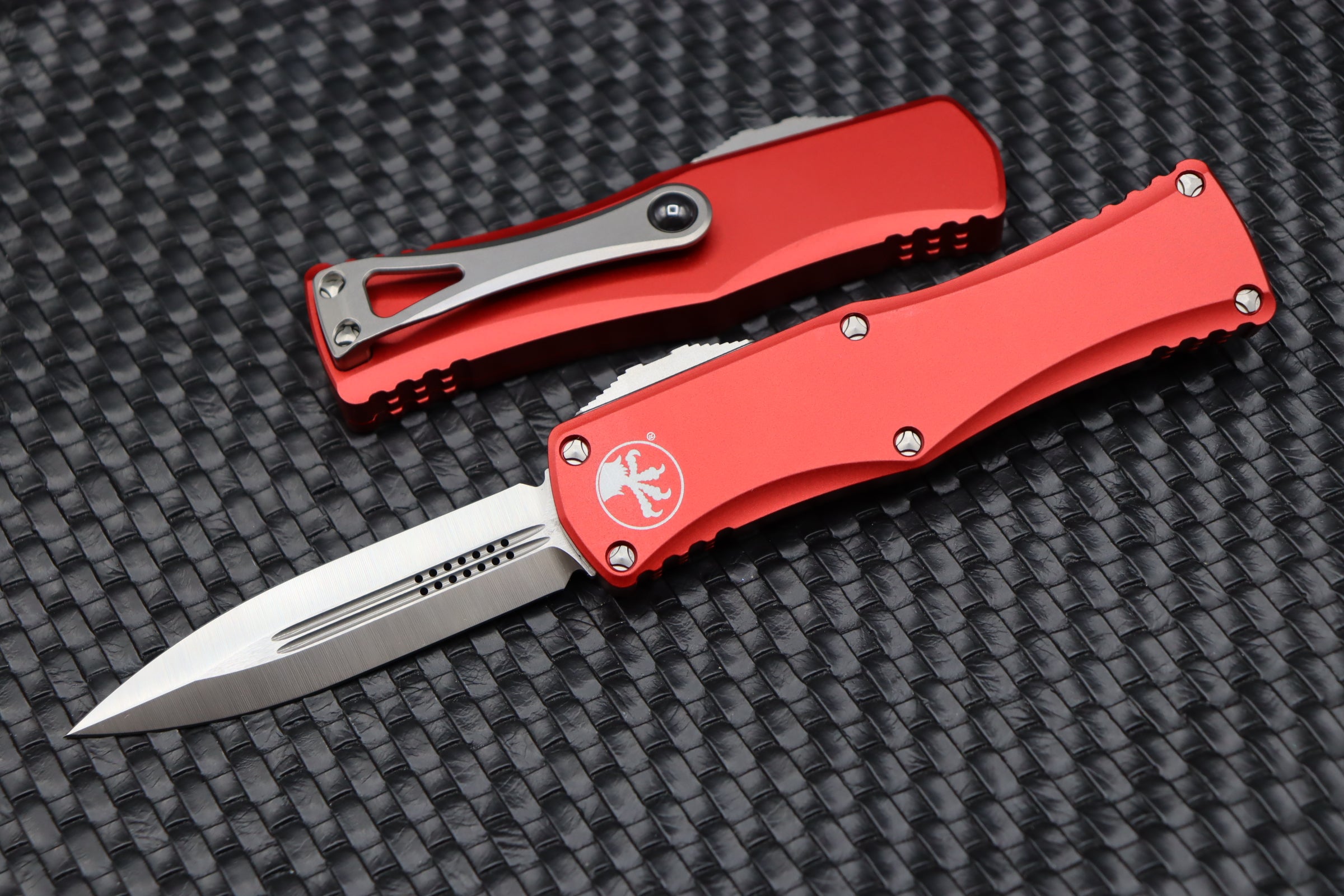 Microtech Hera Double Edge Satin Standard & Red 702-4RD