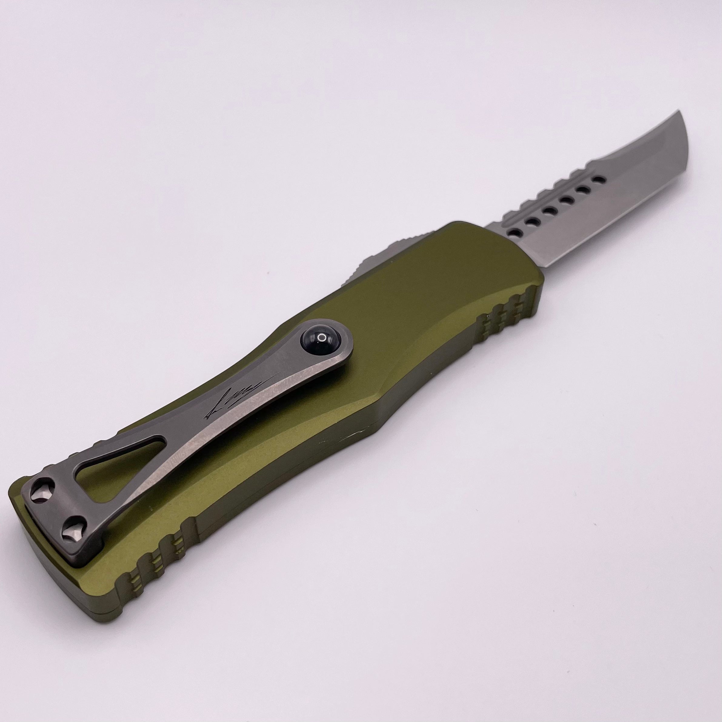 Pre Owned Microtech Hera Hellhound Stonewash & OD Green Signature Series 919-10ODS