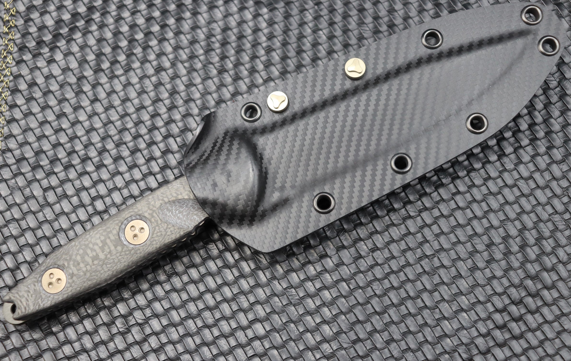 Microtech Socom Alpha S/E DLC & Carbon Fiber 113-1DLCCFS