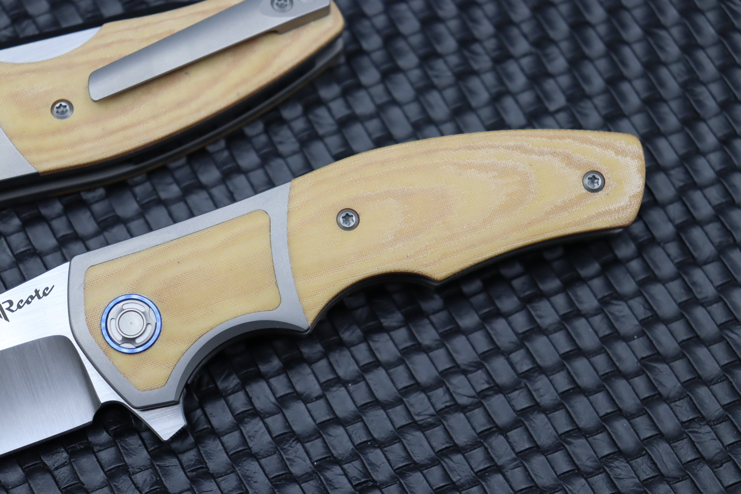 Reate Knives Mini Crossroads w/ White Micarta Inlays & M390