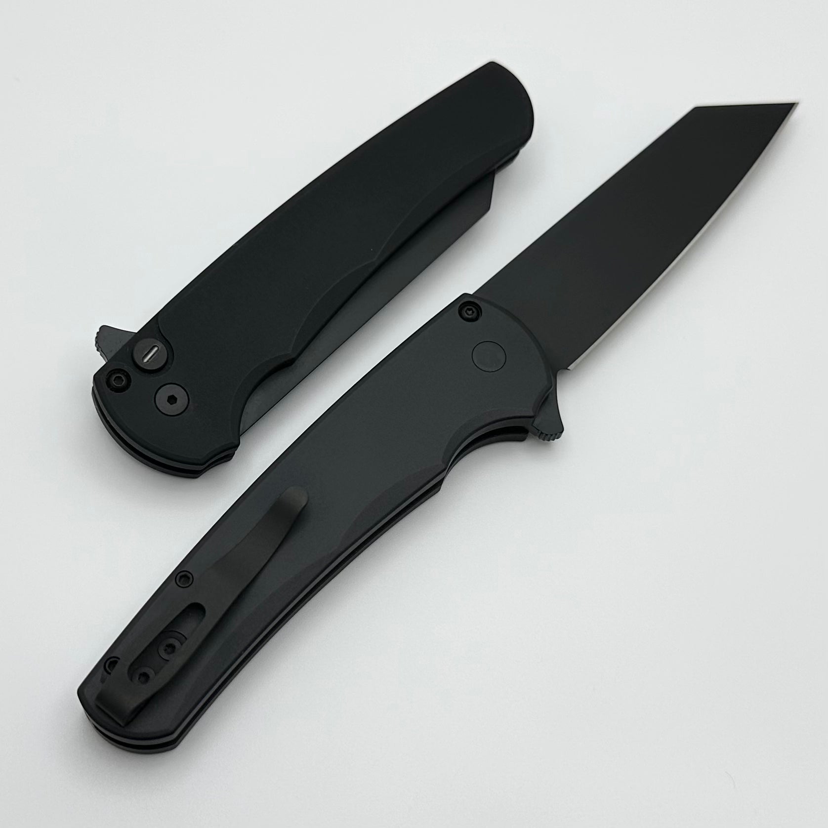 Pro-Tech Malibu Operator w/ DLC MagnaCut Reverse Tanto Blade 5403-OP