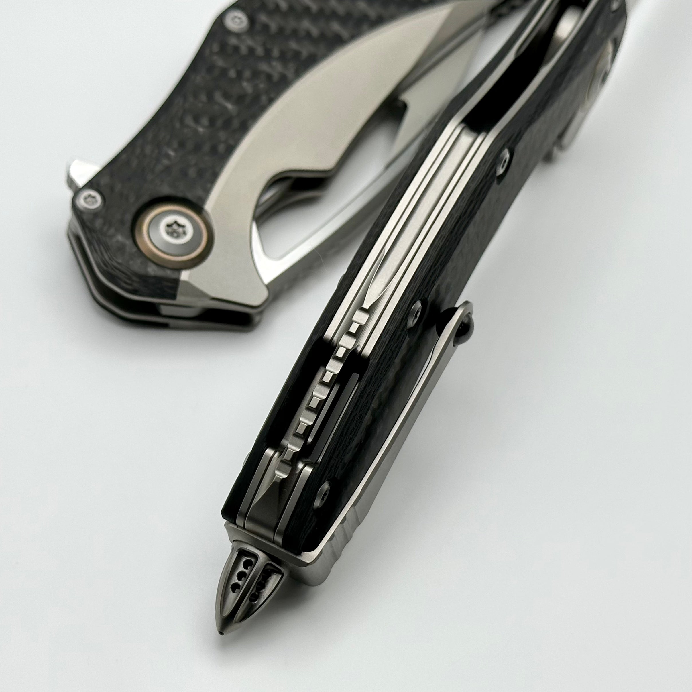 Microtech Matrix Titanium w/ Carbon Fiber Scales & Bronze Ti Pivot Collars w/ Full Serrated Bead Blast M390 165C-9CFTI