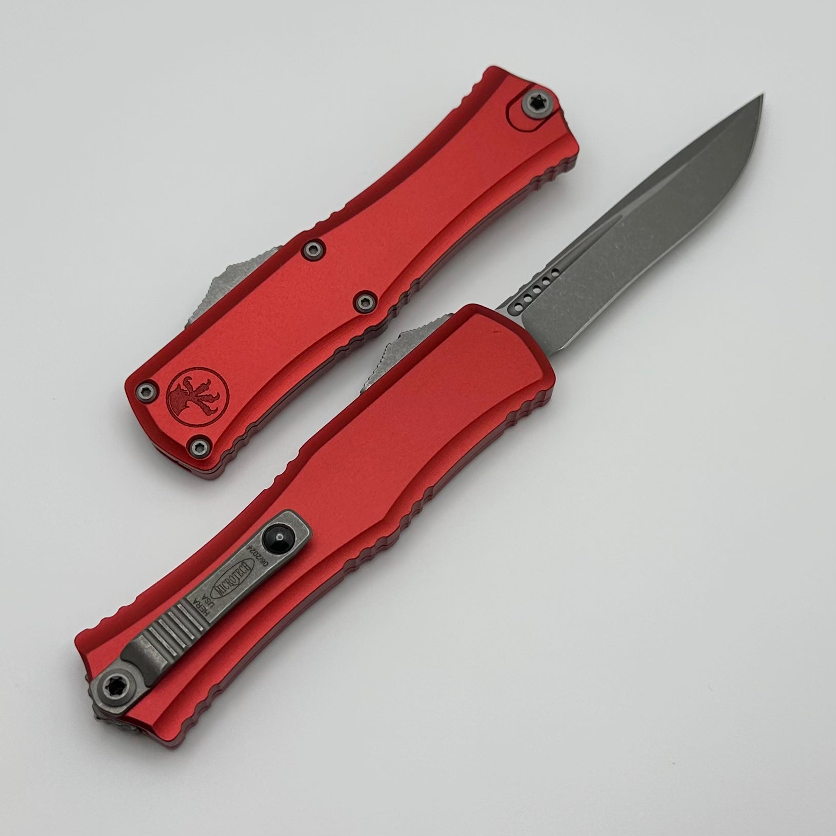 Microtech Knives Mini Hera Apocalyptic Recurve M390MK w/ Red Handle 1705M-10APRD