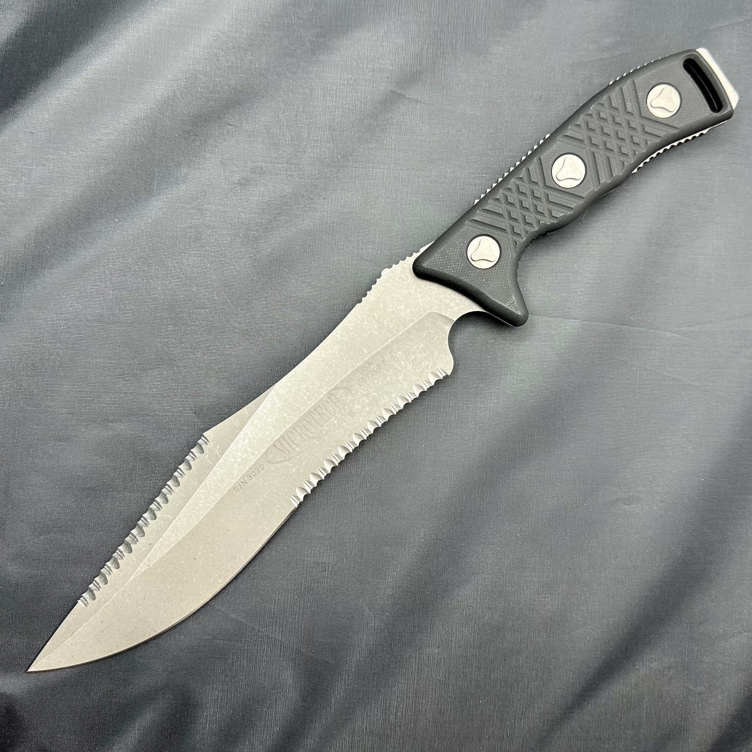 Microtech Arbiter Apocalyptic Standard Full Serrated Fixed Blade 104-12AP