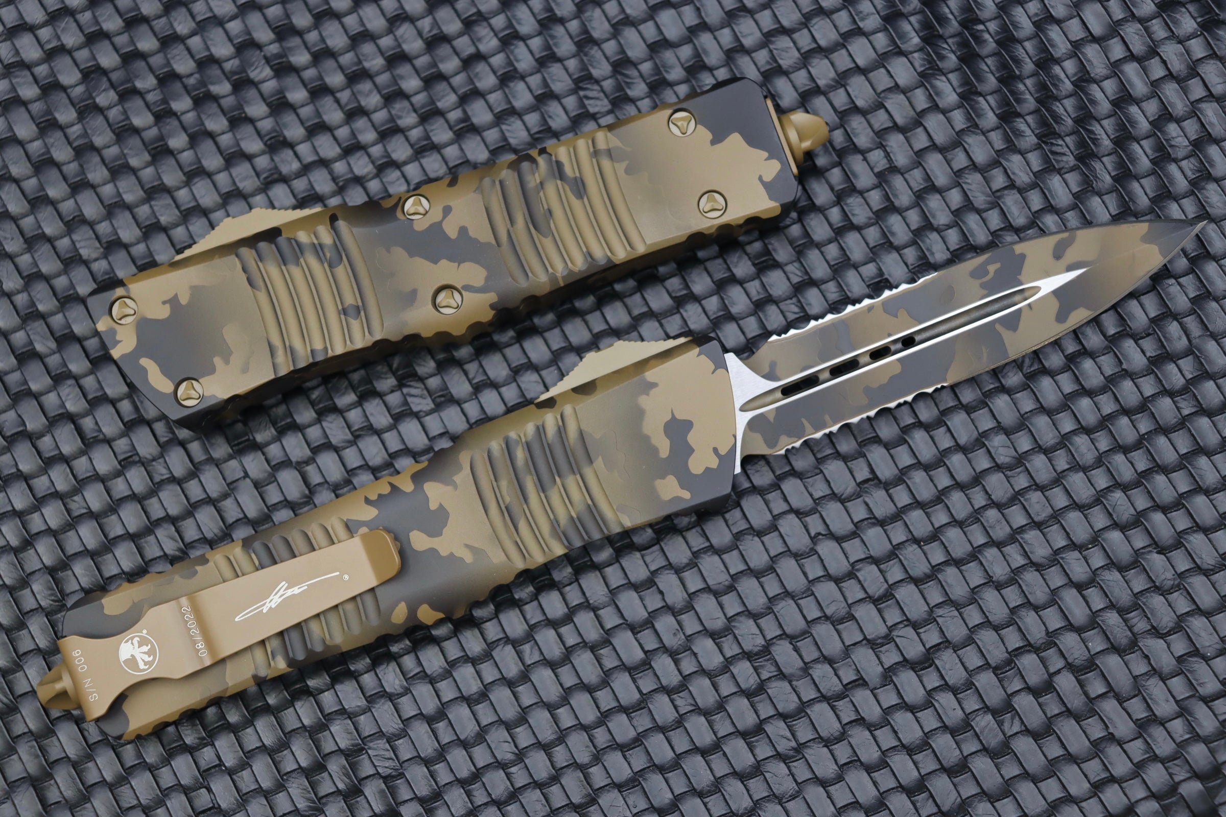 Microtech Combat Troodon Coyote Camo w/ Double Edge Partial Serrated Camo  142-2CCS