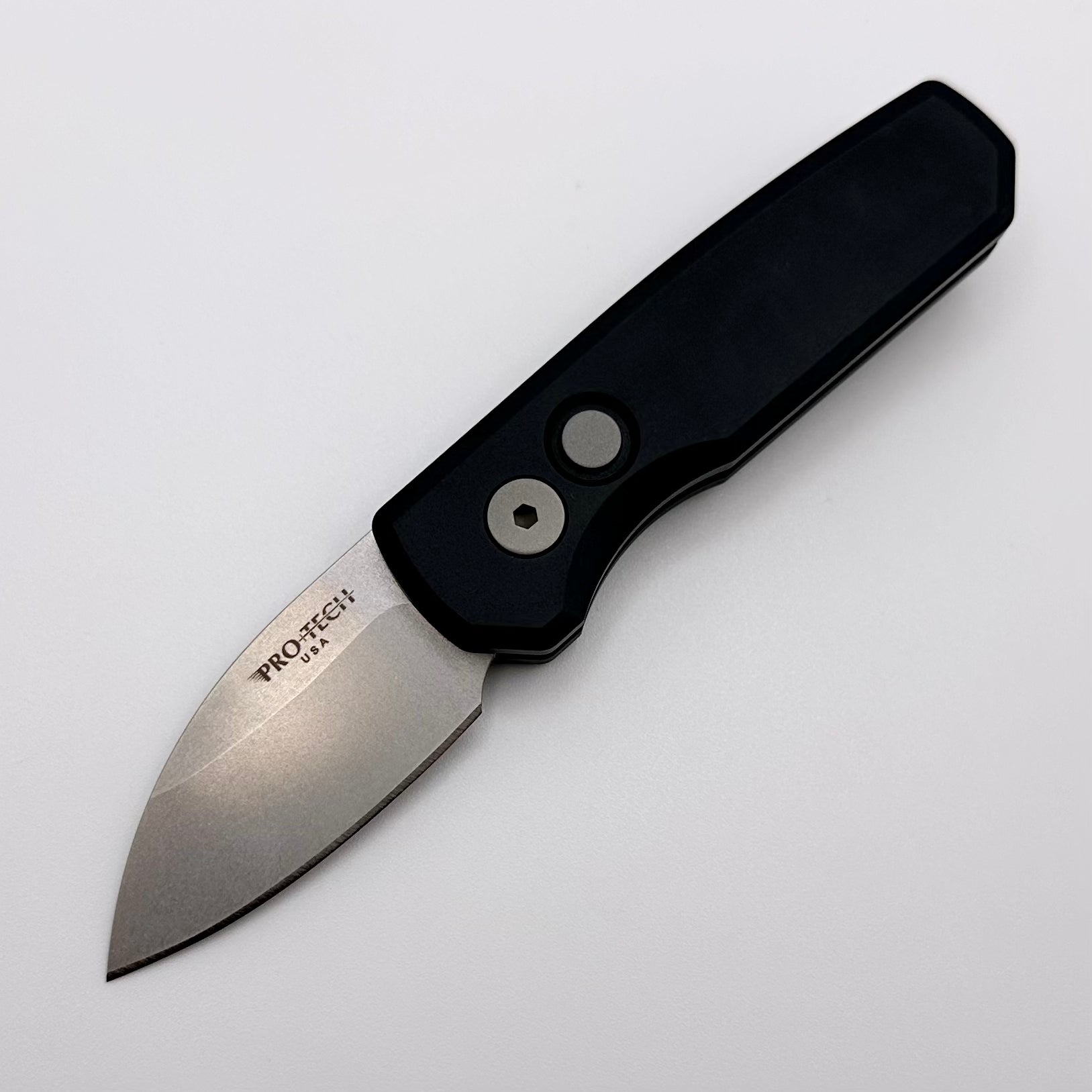 Pro-Tech Runt 5 w/ Black Handle & Stonewash 20CV R5101