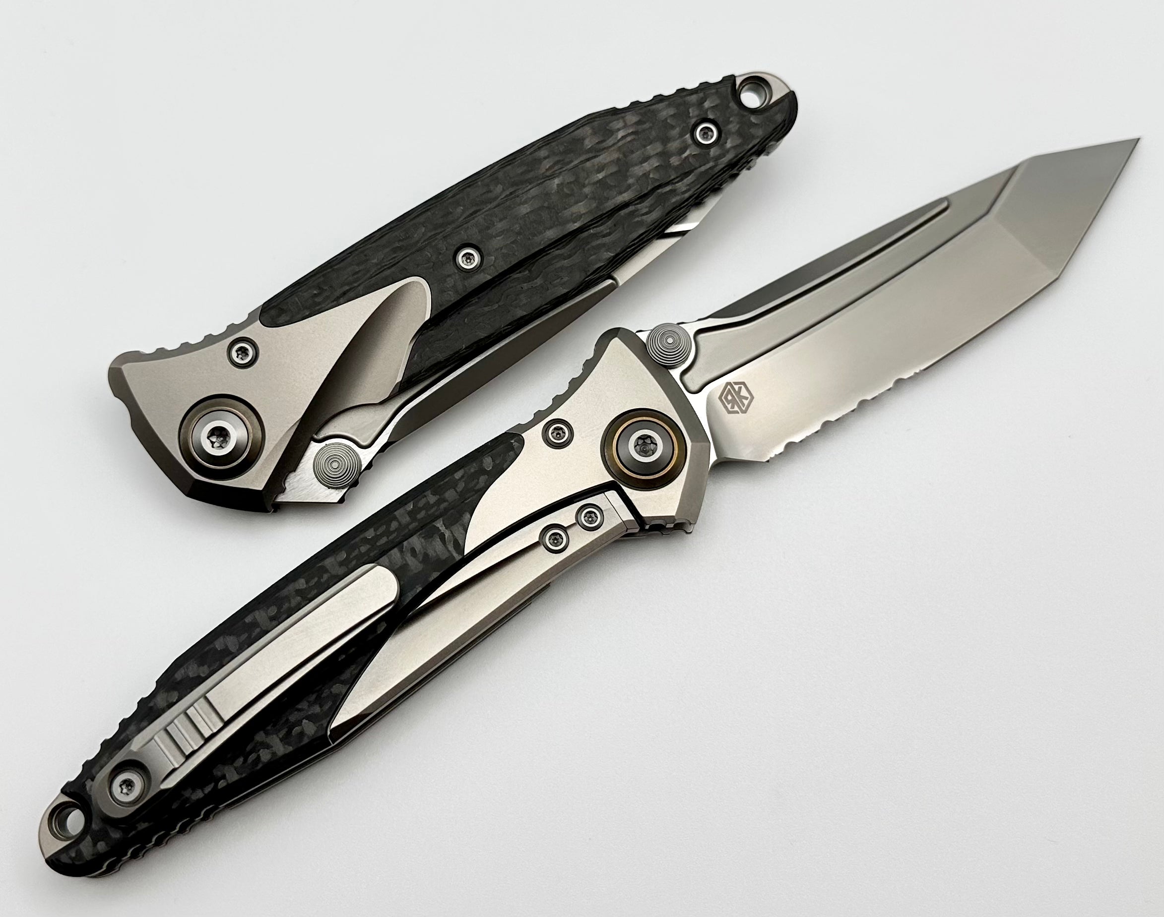 Microtech Knives Socom Bravo T/E Bead Blast Partial Serrated w/ Bronze Ti Pivot Collars & Carbon Fiber Scales 261-8CFTI