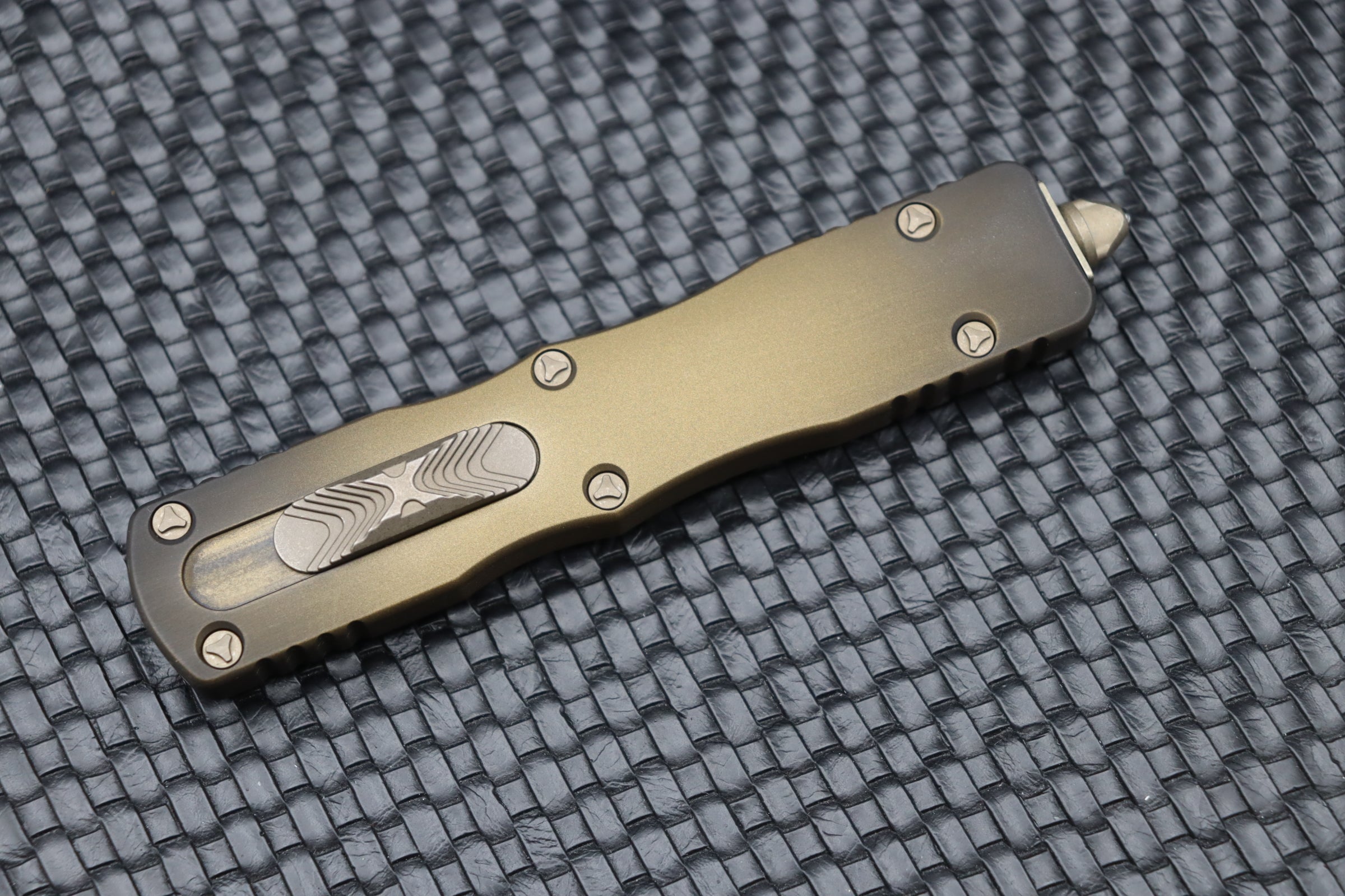 Microtech Dirac Delta Double Edge Bronze Standard & Antique Bronze Signature Series 227-13APABS