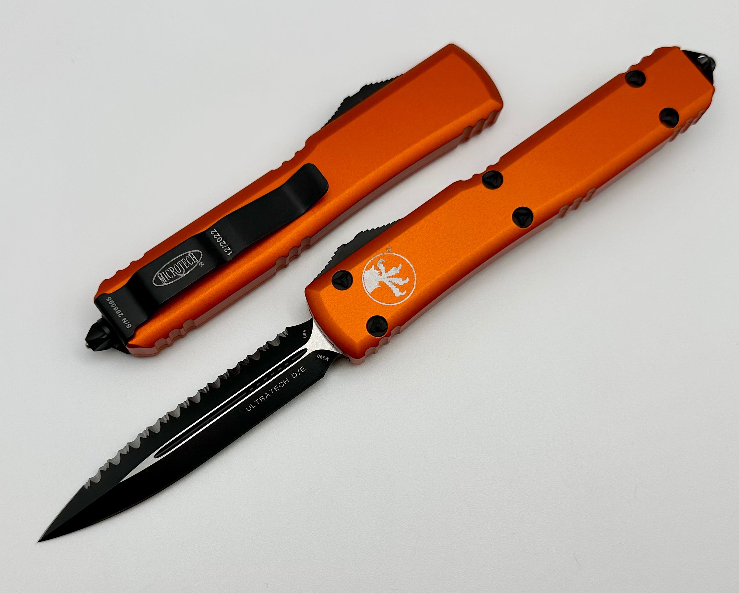 Microtech Ultratech Double Edge Black Fully Serrated & Orange 122-3OR