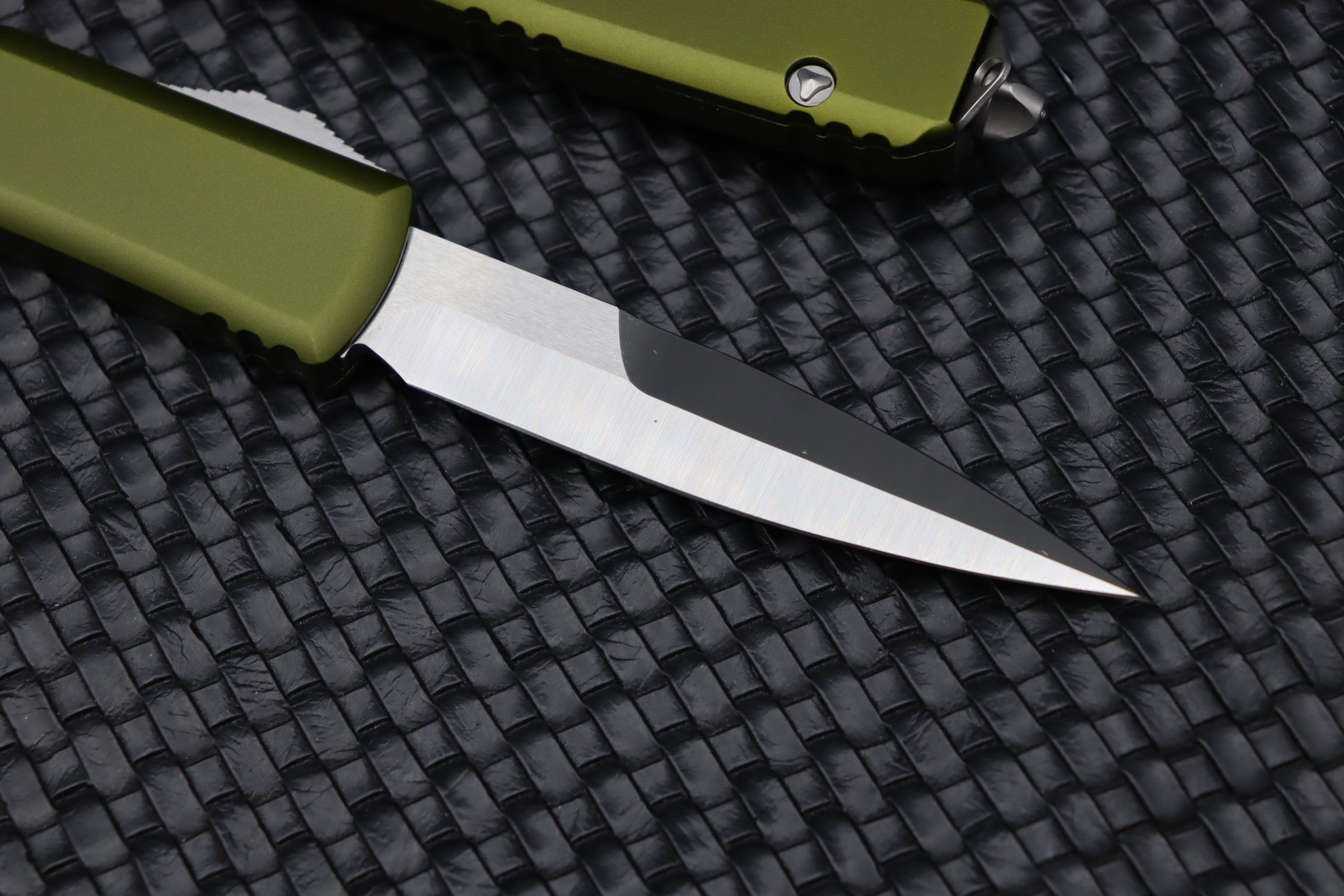 Microtech Ultratech Bayonet Satin Standard & OD Green 120-4OD