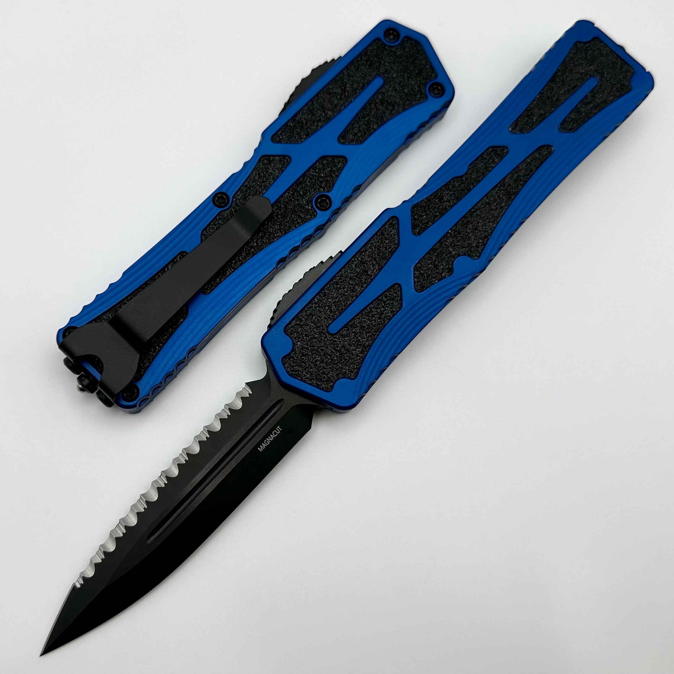 Heretic Knives Colossus DLC Double Edge Full Serrated Magnacut & Blue Handle H041-6C-BLU