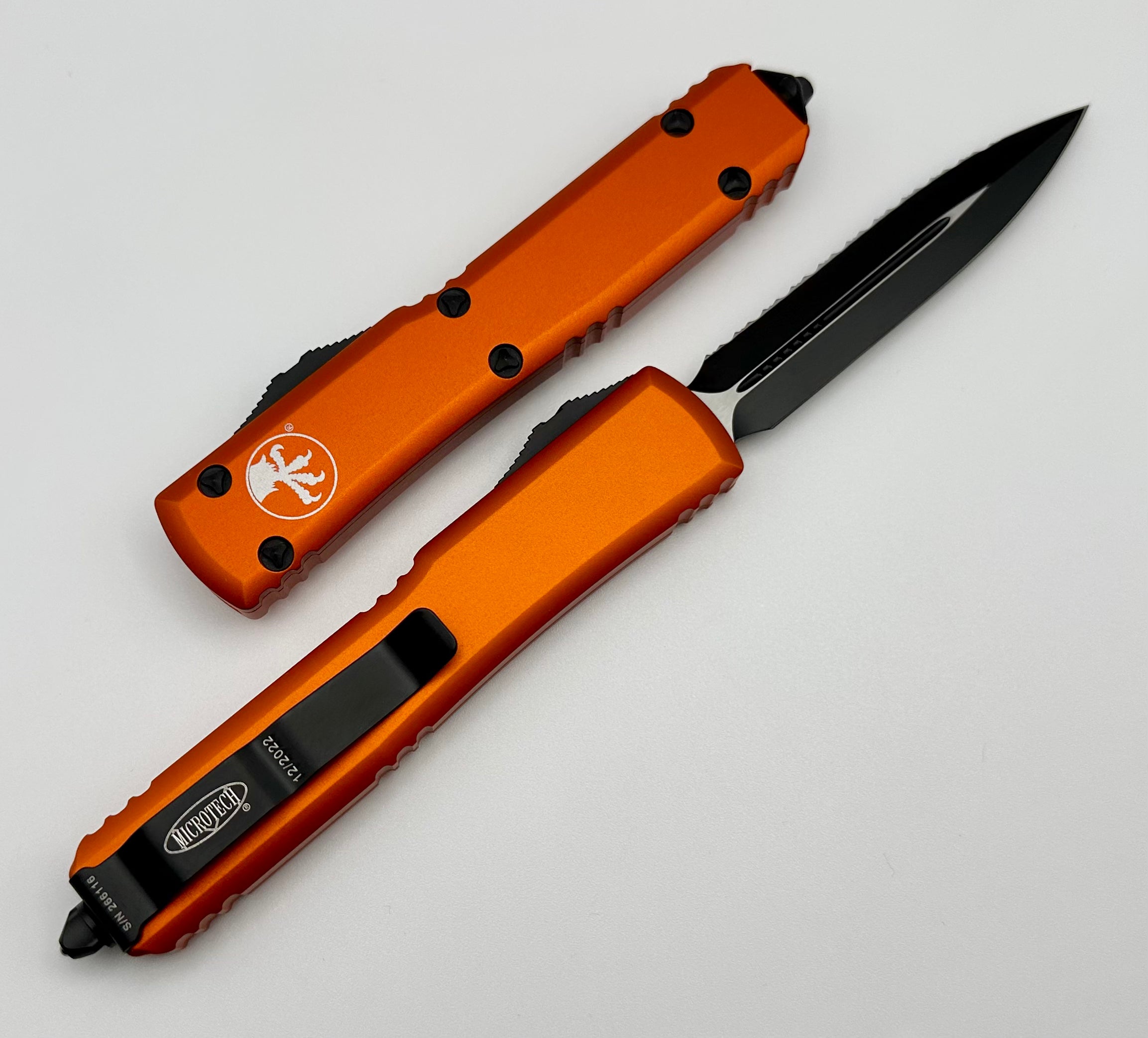 Microtech Ultratech Double Edge Black Fully Serrated & Orange 122-3OR