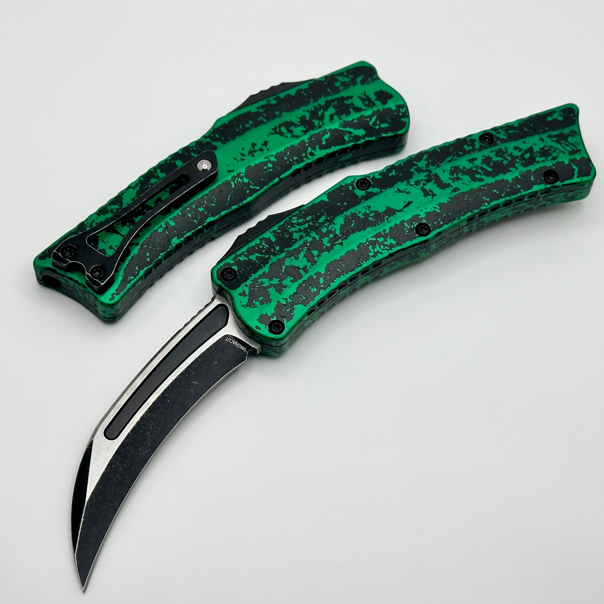 Heretic ROC w/ Battle Black Two Tone Magnacut & Breakthrough Green Handle H060-14A-BRKGRN