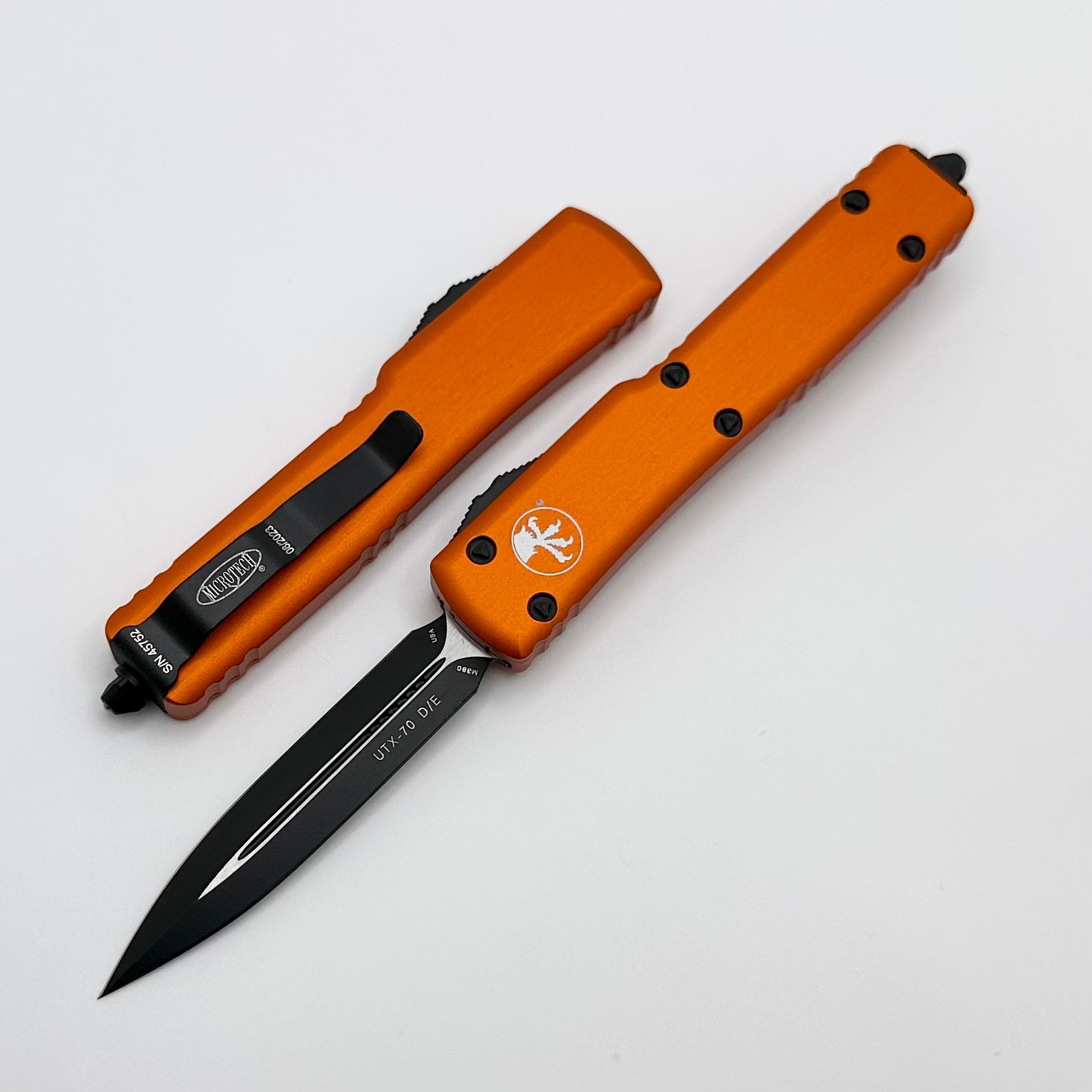 Microtech UTX-70 D/E Black Standard & Orange 147-1OR