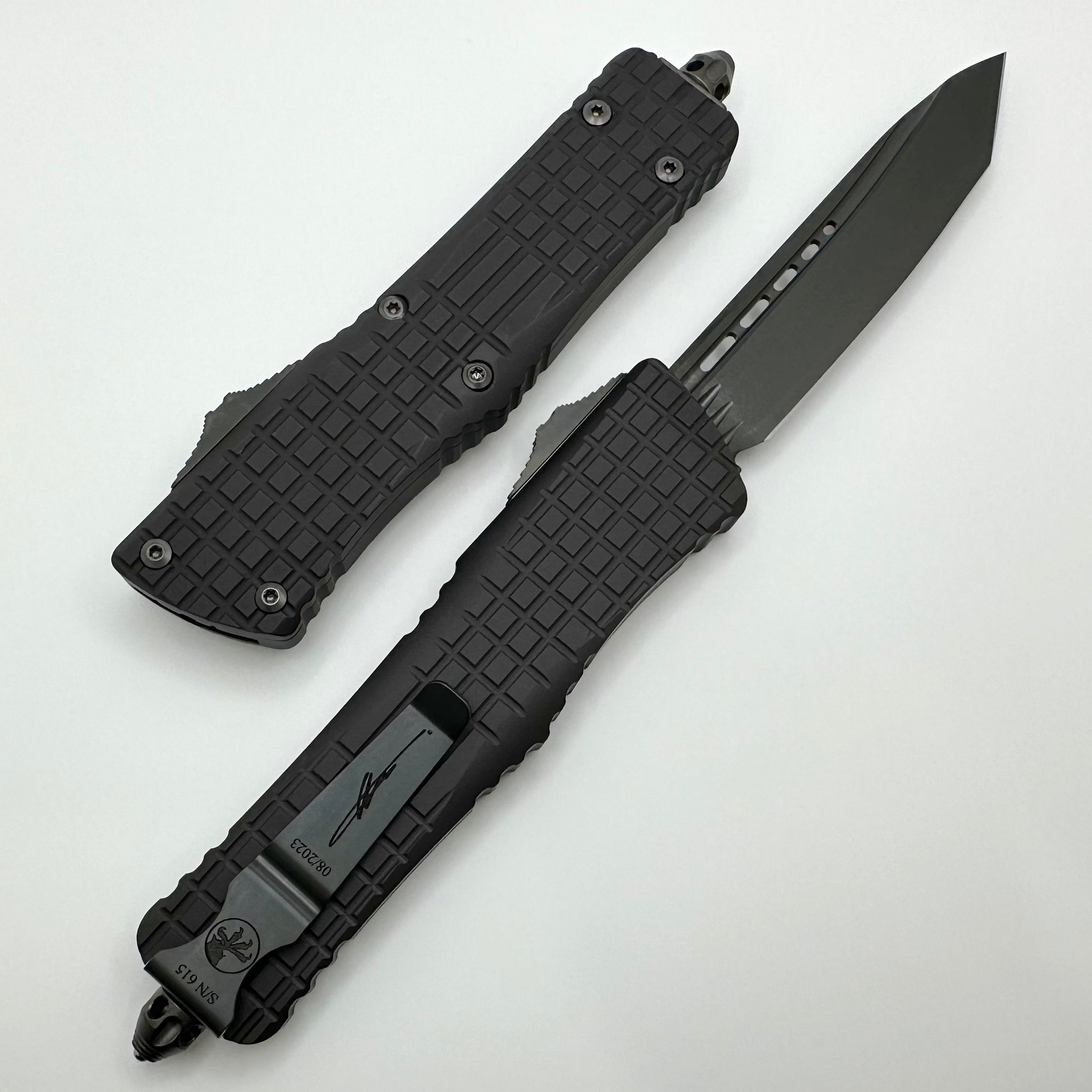 Microtech Combat Troodon Delta Frag Shadow w/ Fluted Tanto DLC 144-1CT-DSH