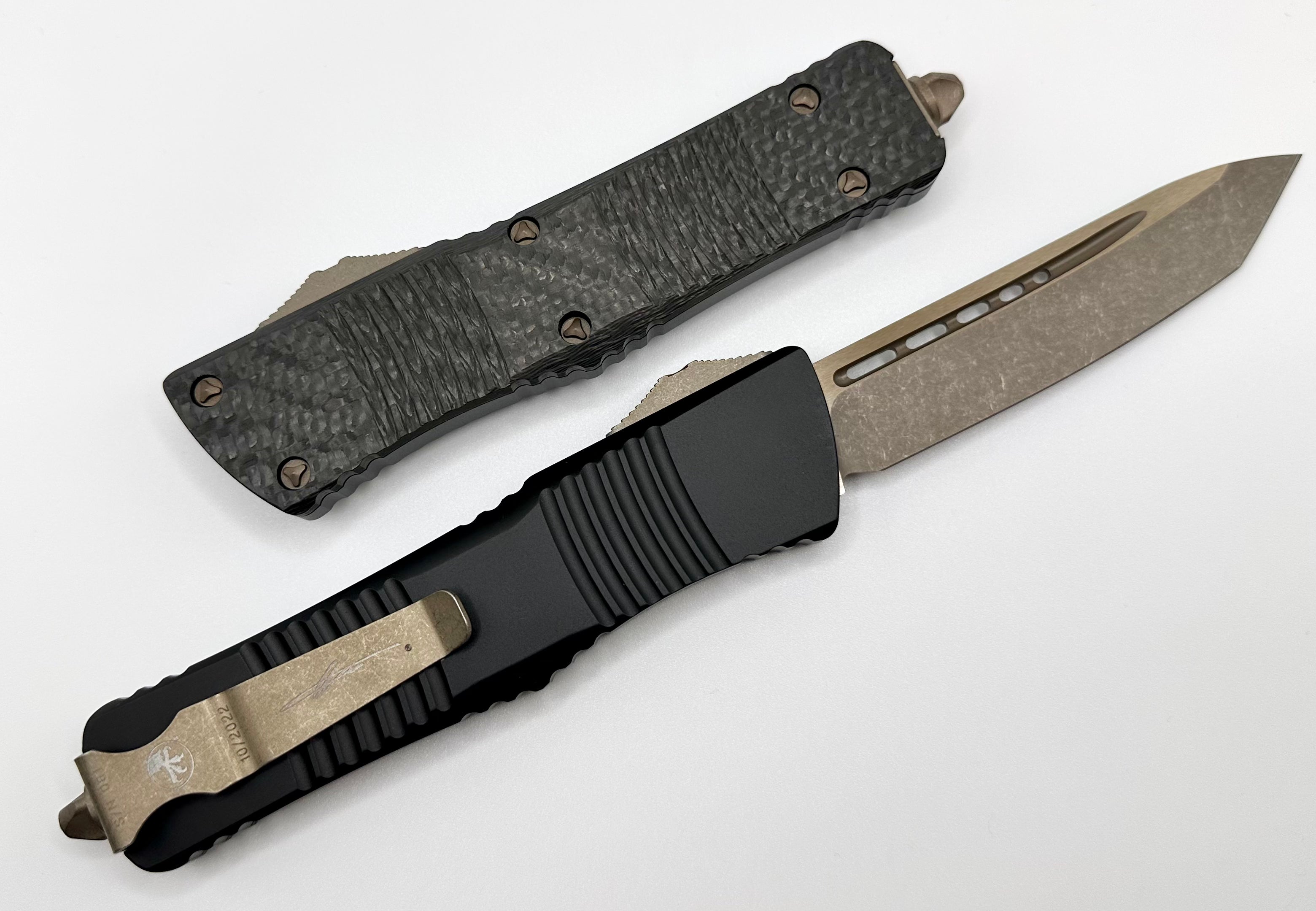 Microtech Combat Troodon Tanto T/E Bronze Apocalyptic & Carbon Fiber Top 144-13APCFS