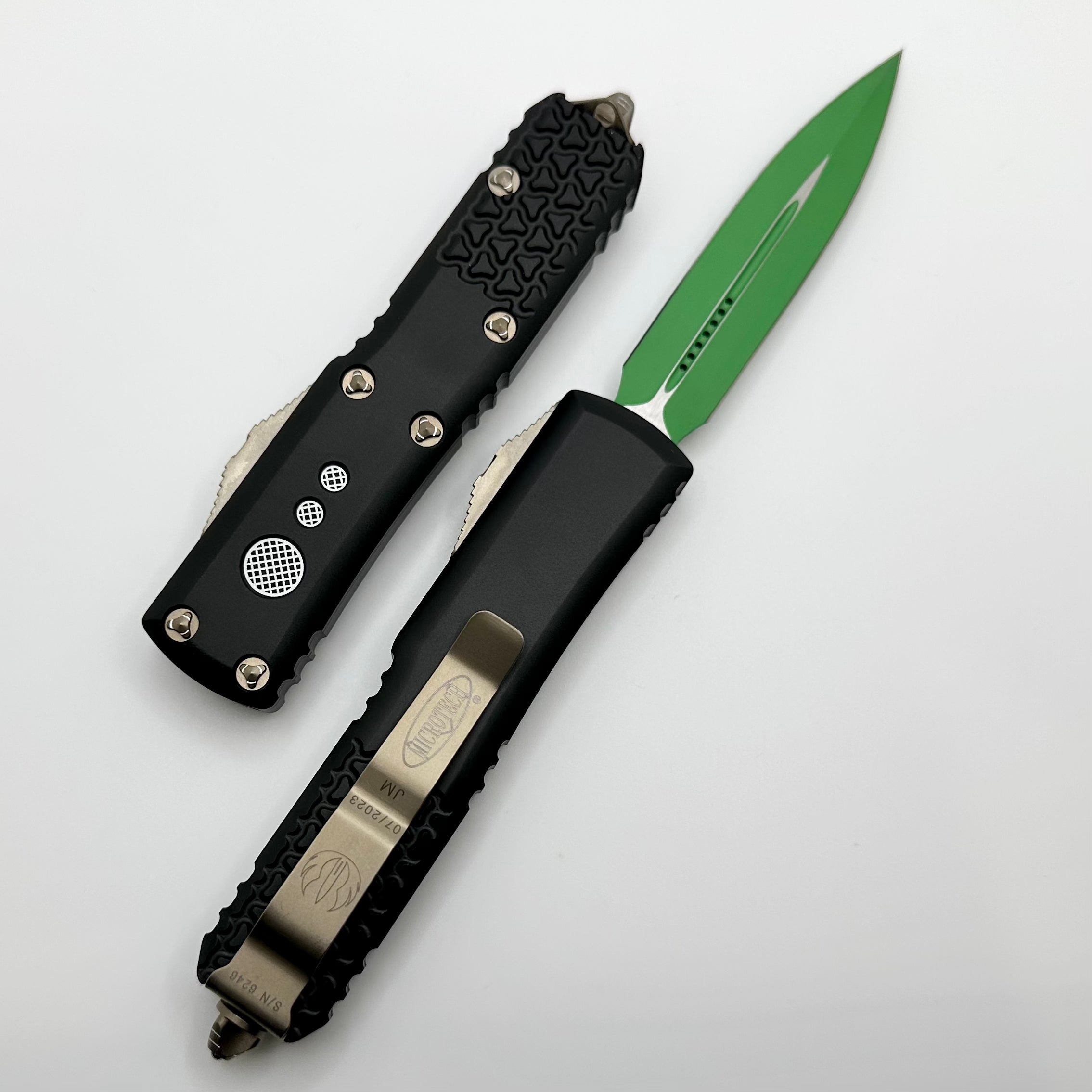 Microtech UTX-85 Jedi Master Green M390 w/ Black Chassis and Bronze Hardware 232-1JM