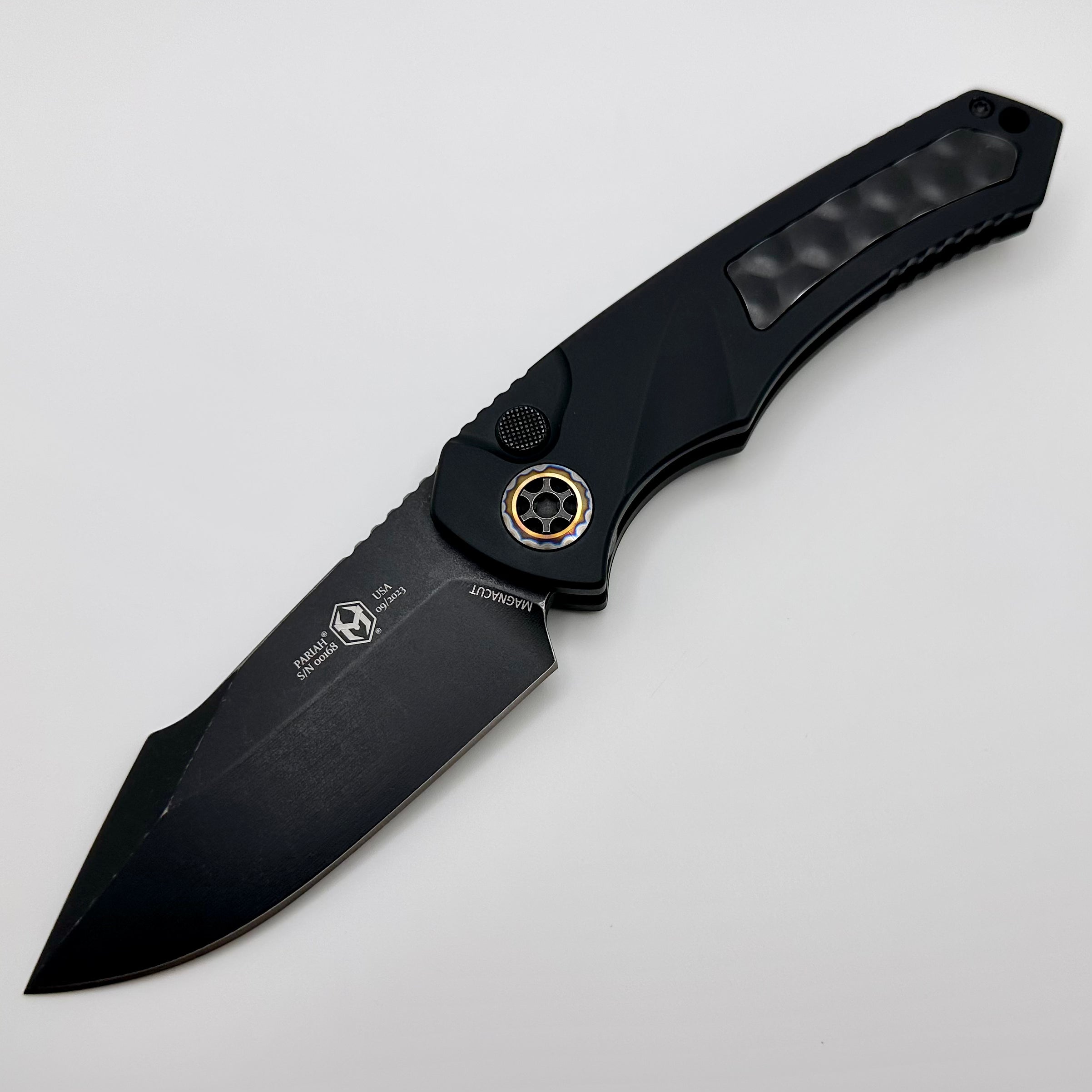 Heretic Knives Pariah Auto Battleworn Black Standard w/ Bubble Inlays & MagnaCut w/ Flamed Pivot Collars H048-8A PRE OWNED