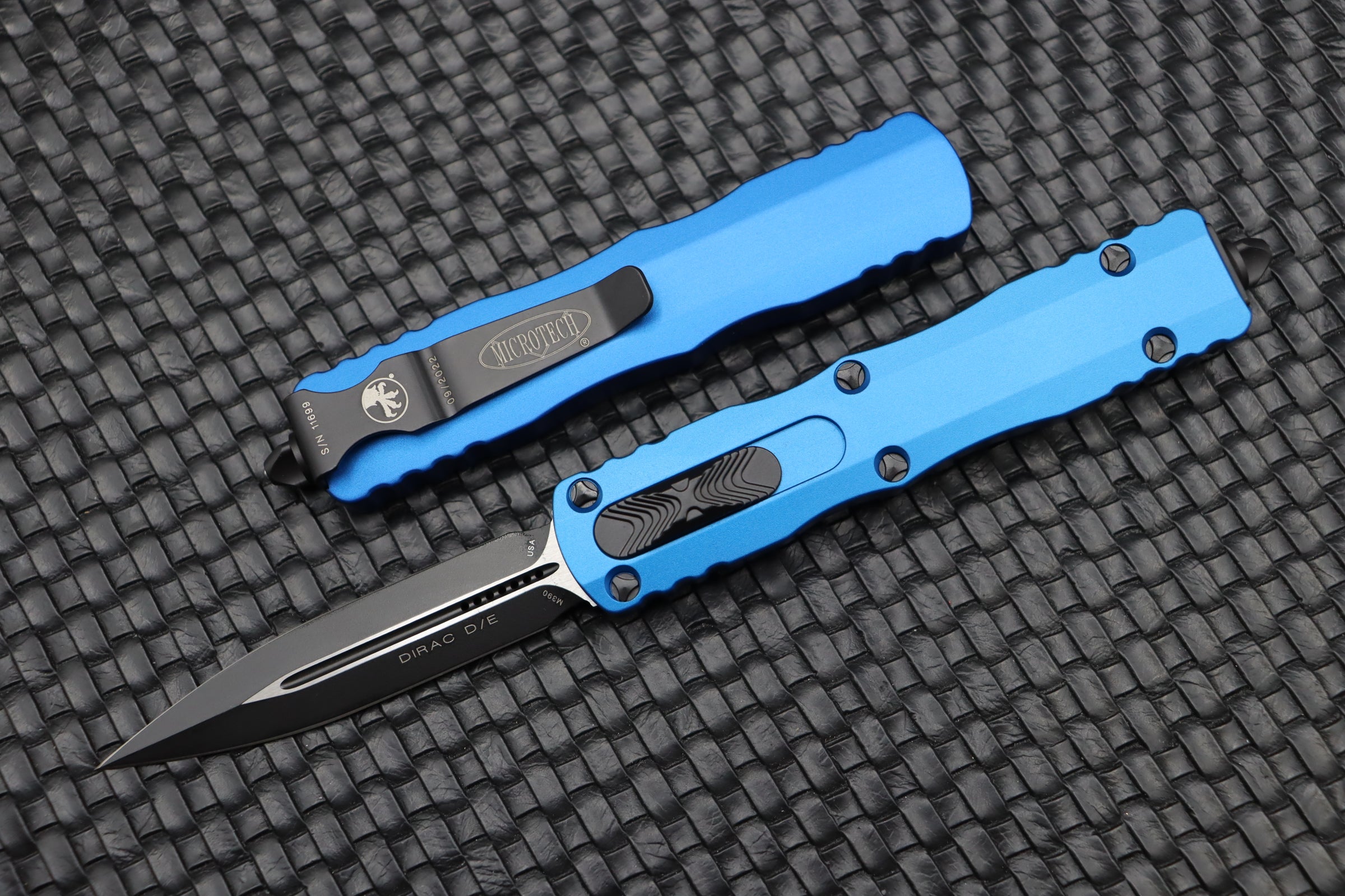 Microtech Dirac Double Edge Black Standard & Blue 225-1BL