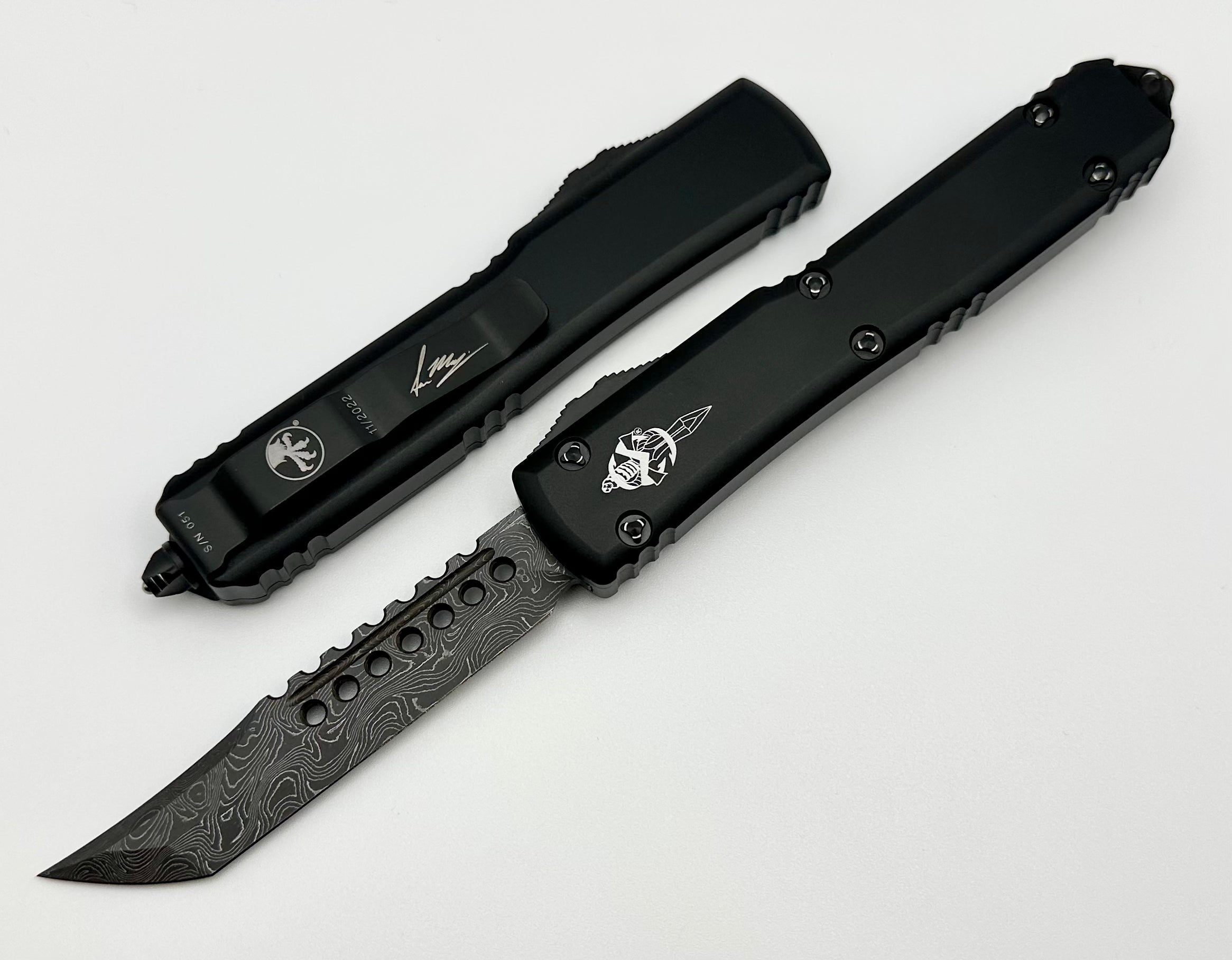 Microtech Ultratech Hellhound Damascus & Black 119-16S