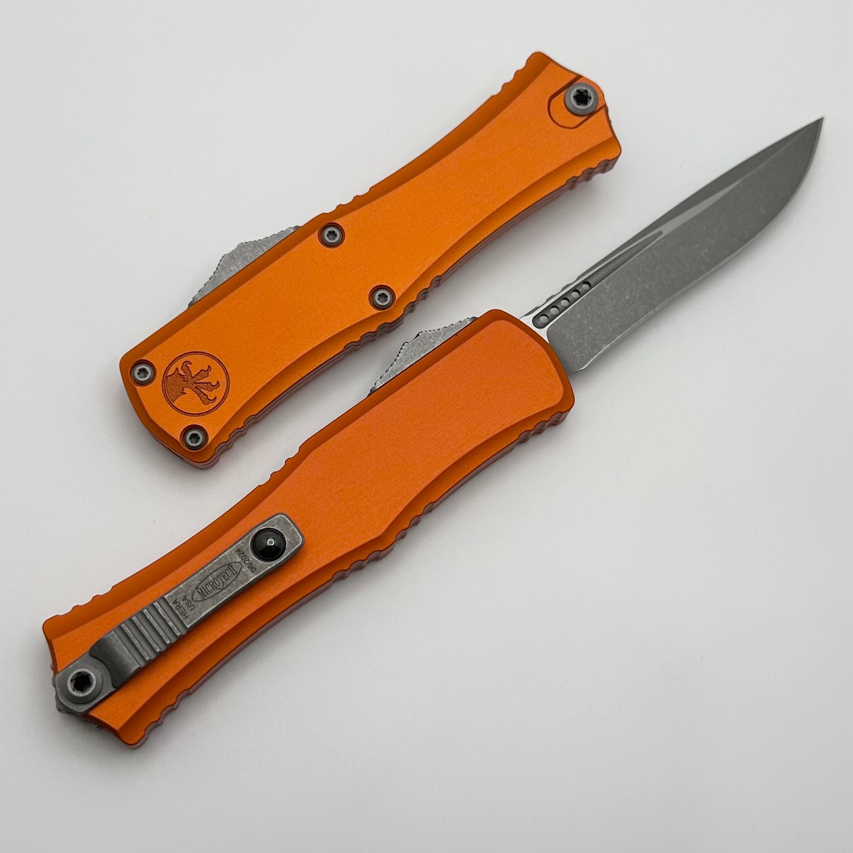 Microtech Knives Mini Hera Apocalyptic Recurve M390MK w/ Orange Handle 1705M-10APOR