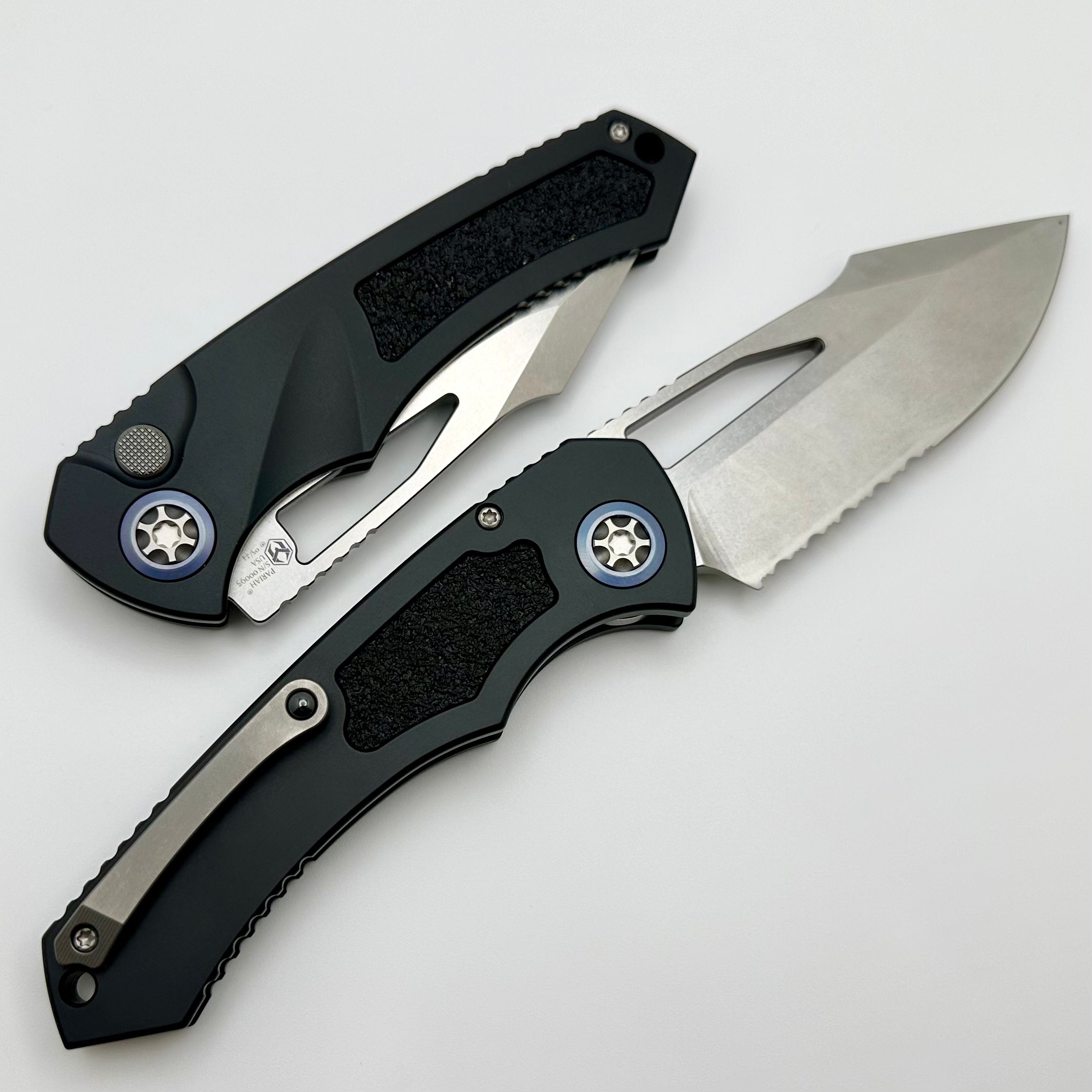 Heretic Knives Pariah M/A Button Lock Black Aluminum Handles w/ Stonewash Serrated MagnaCut H046-2B