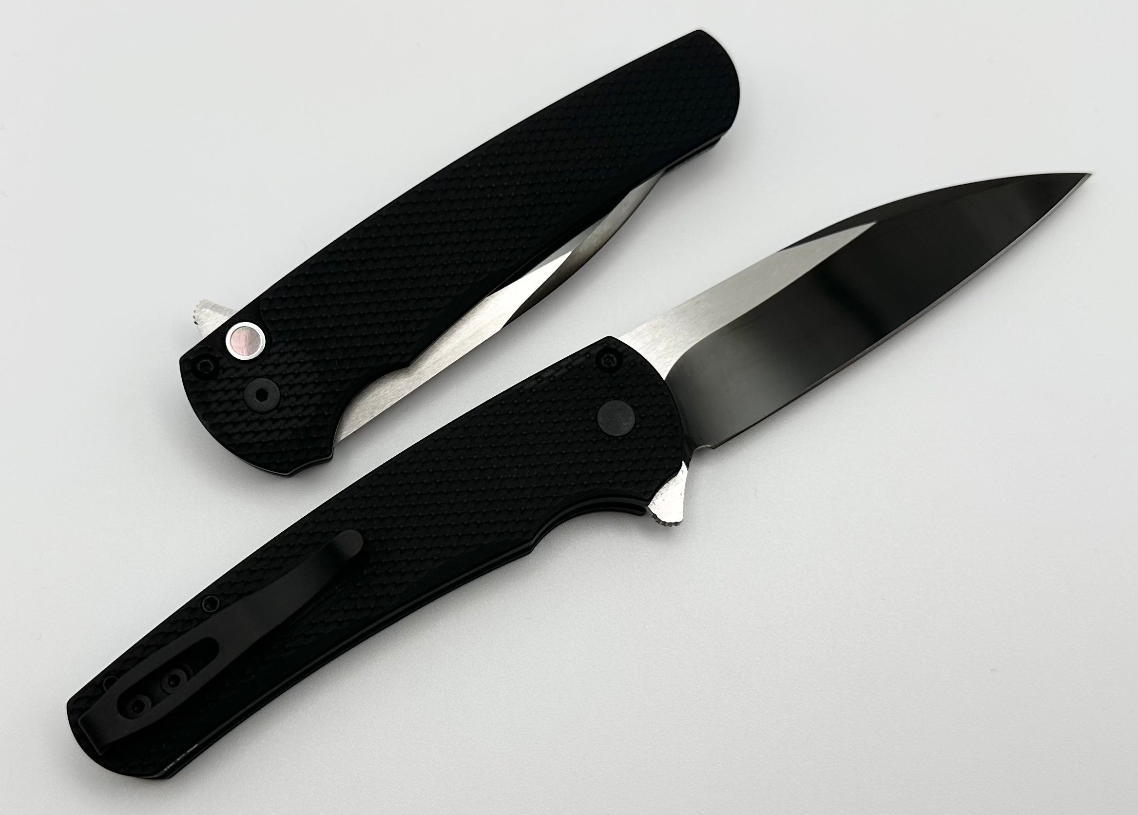 Pro-Tech Malibu Textured Black with Mother of Pearl Button & Two Tone Mike Irie DLC Blade 2022-Malibu.02 Nashville Show