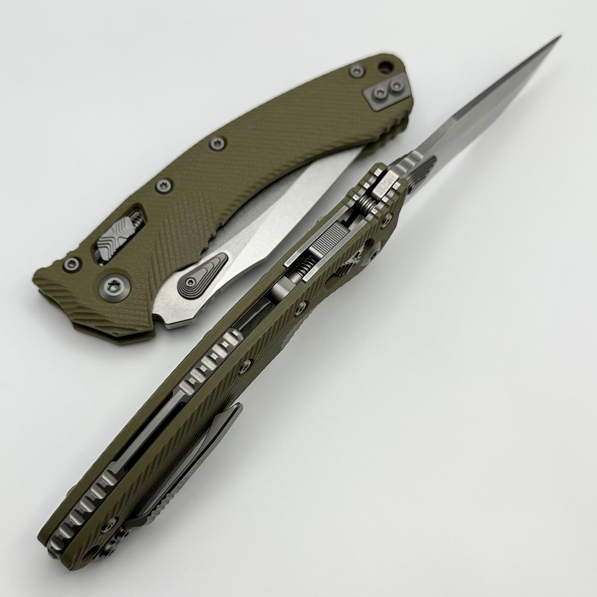 Microtech Amphibian RAM LOK OD Green Fluted G-10 & Stonewash Partial Serrated M390MK 137RL-11FLGTOD