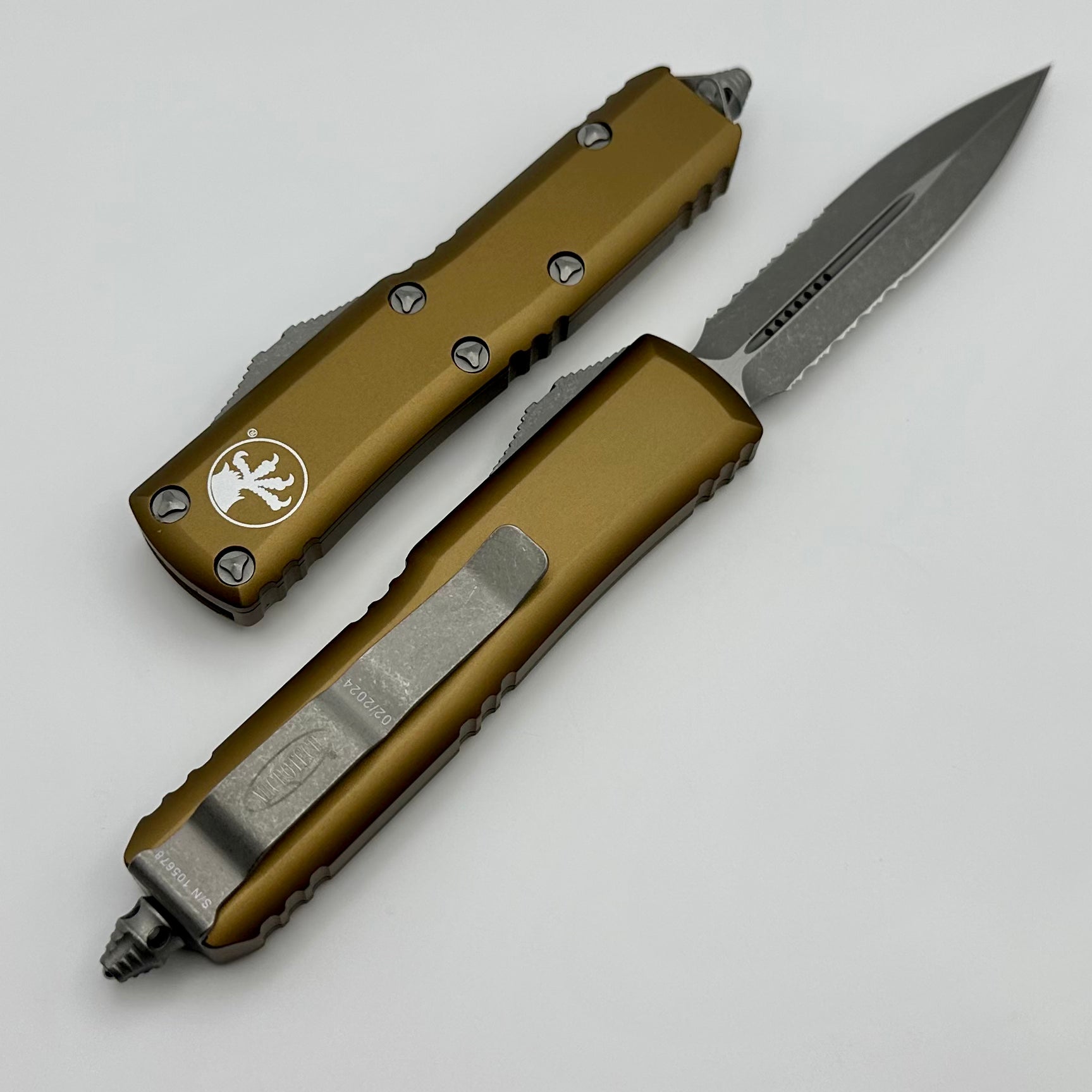 Microtech UTX-85 Double Edge Apocalyptic Partial Serrated & Tan 232-11APTA