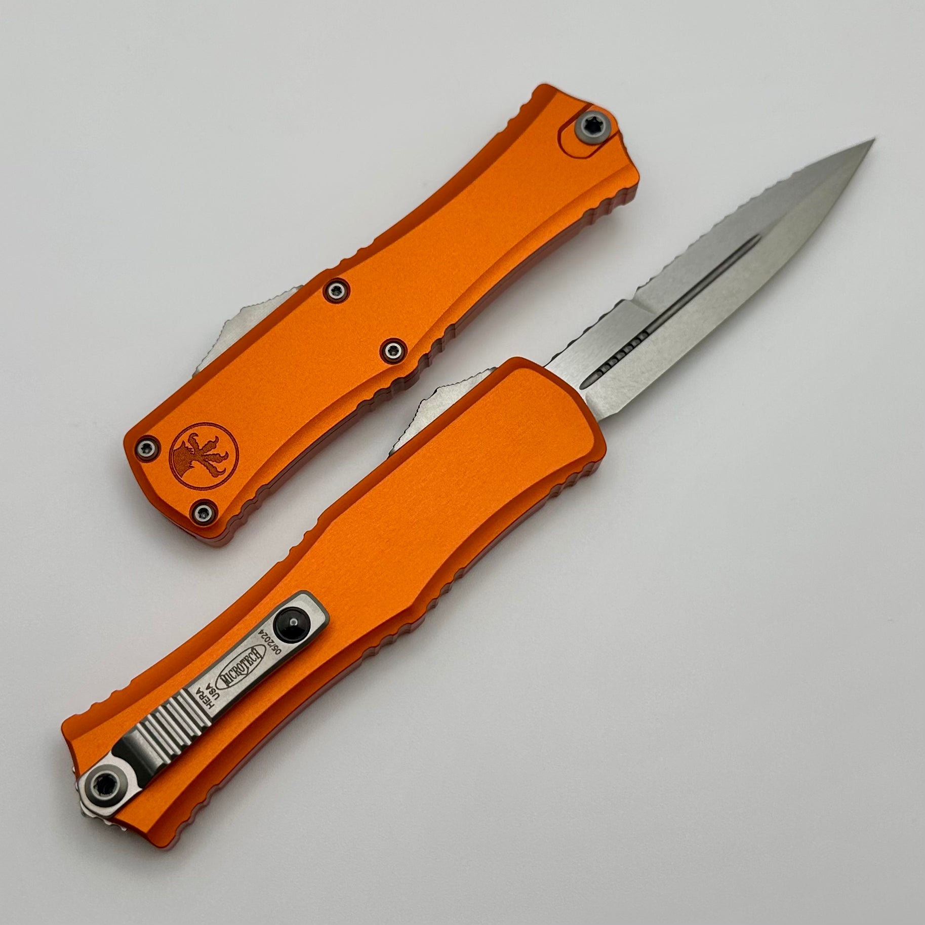 Microtech Knives Mini Hera Full Serrated Stonewash Bayonet M390MK w/ Orange Handle 1701M-12OR