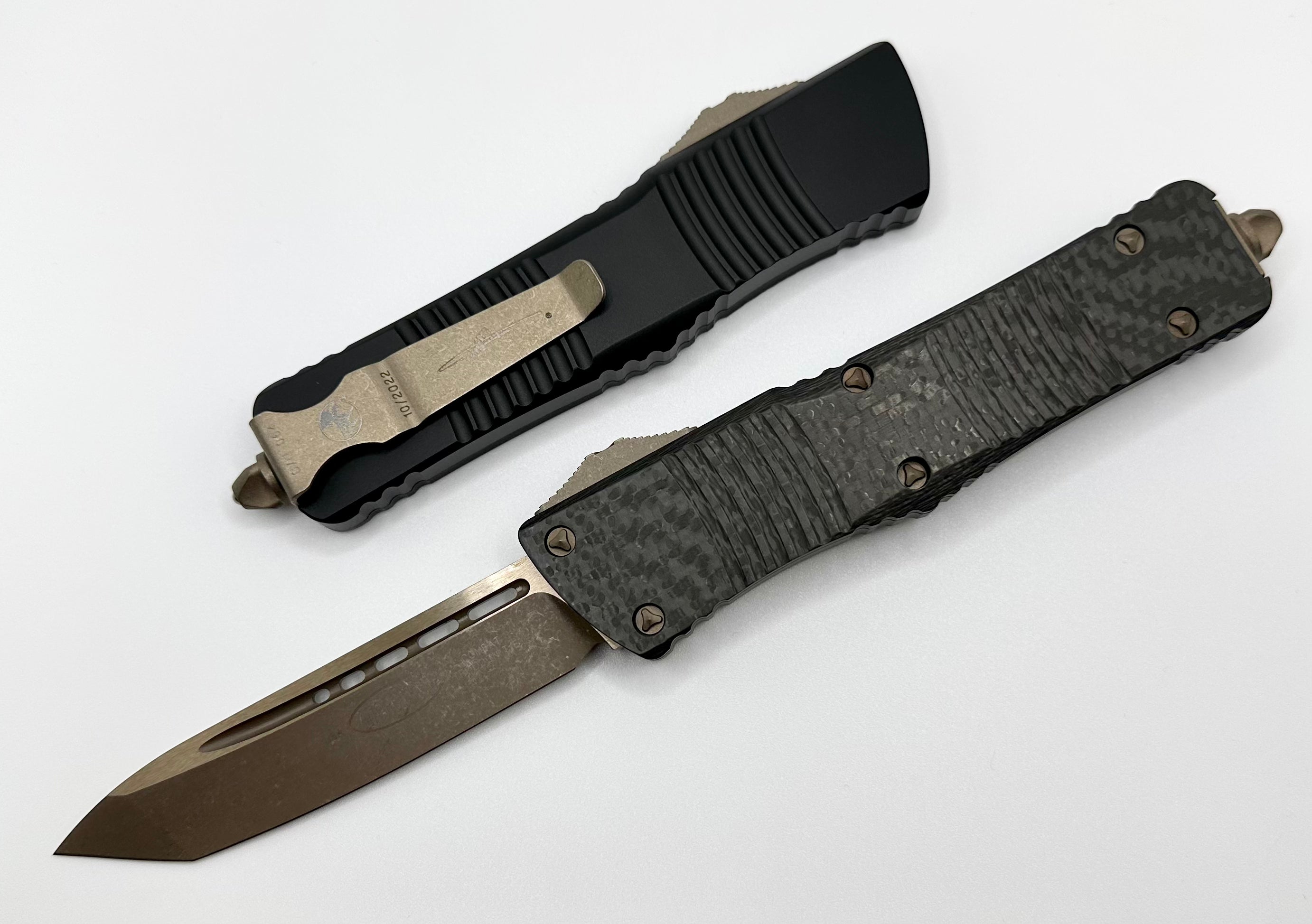 Microtech Combat Troodon Tanto T/E Bronze Apocalyptic & Carbon Fiber Top 144-13APCFS