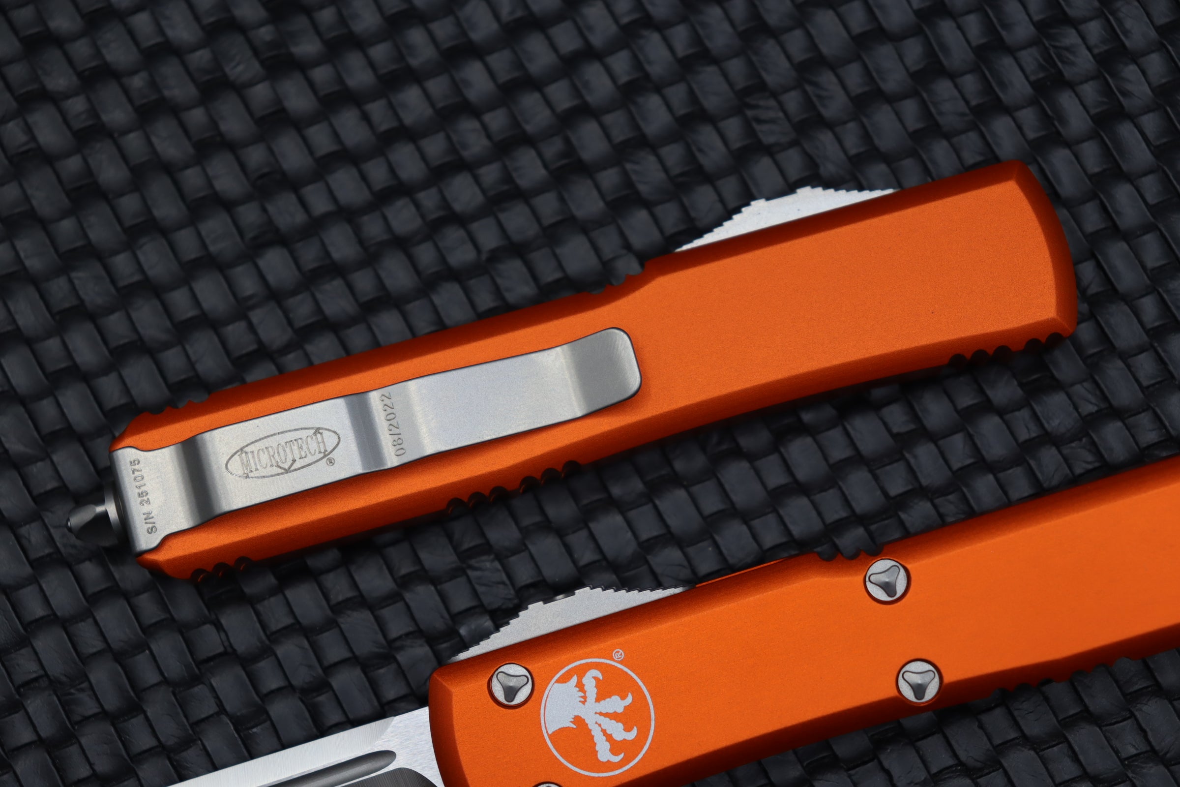 Microtech Ultratech Tanto Satin Standard & Orange 123-4OR