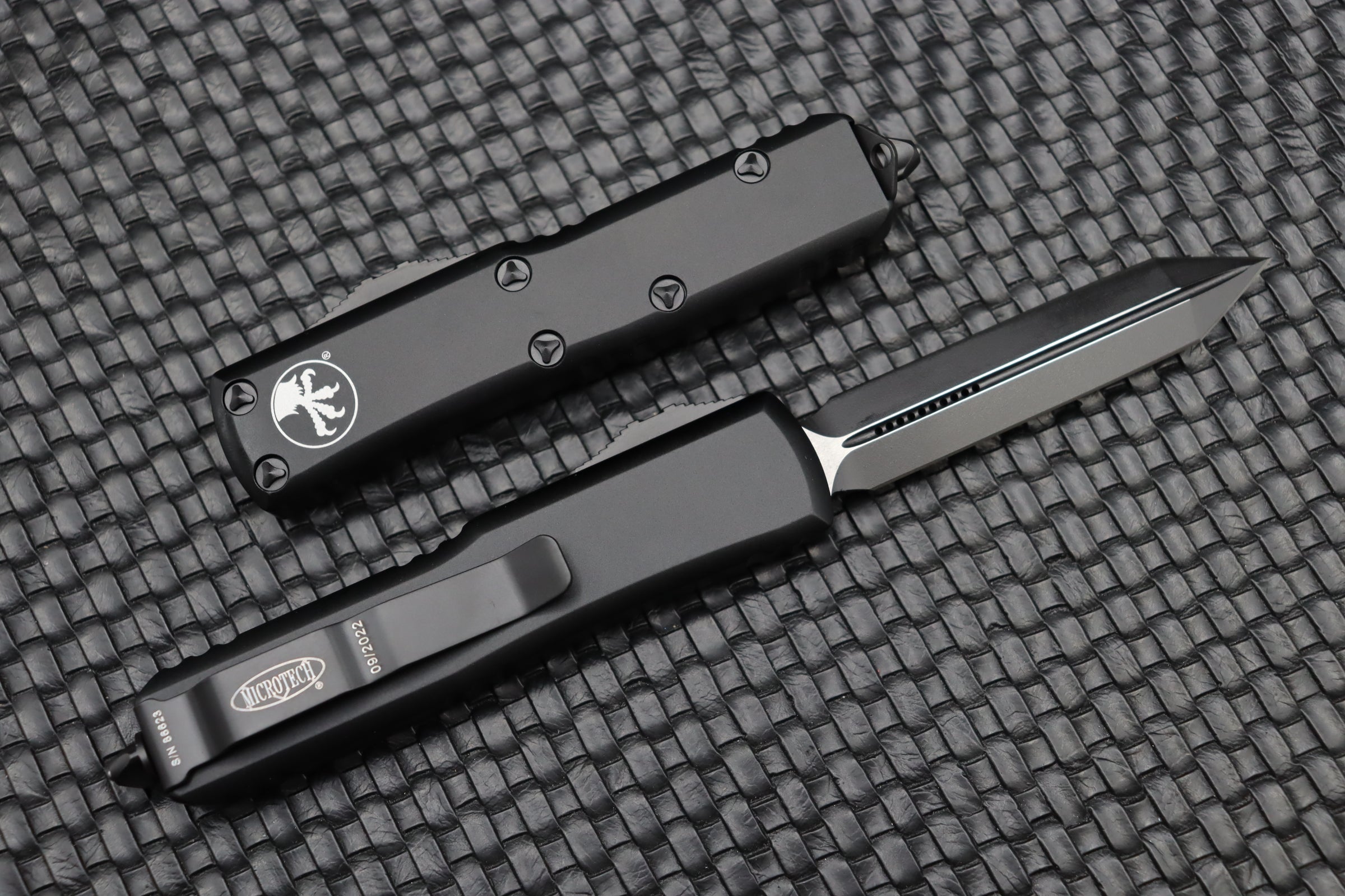 Microtech UTX-85 Spartan Black Tactical 230-1T