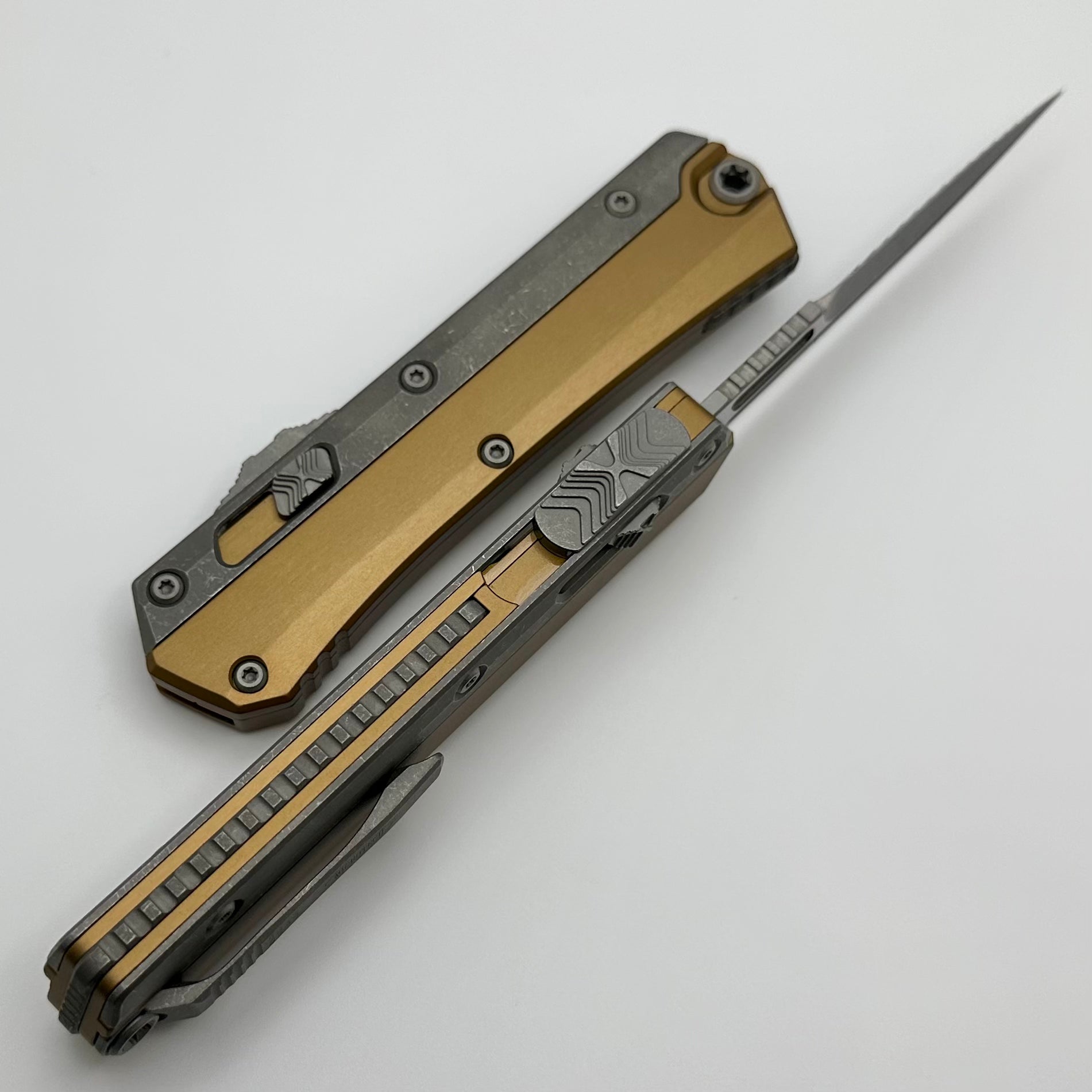 Microtech Glykon Apocalyptic Partial Serrated Bayonet w/ Tan Handle 184-11APTA