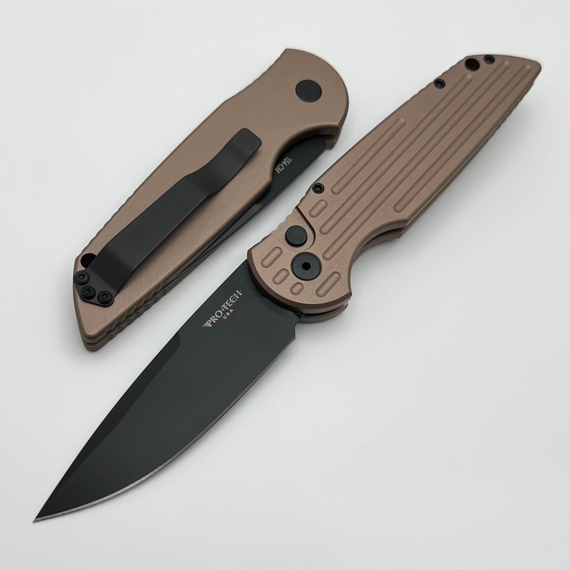 Pro-Tech TR-3 FDE Grooved Handle & Black Blade TR-3 BT-FDE