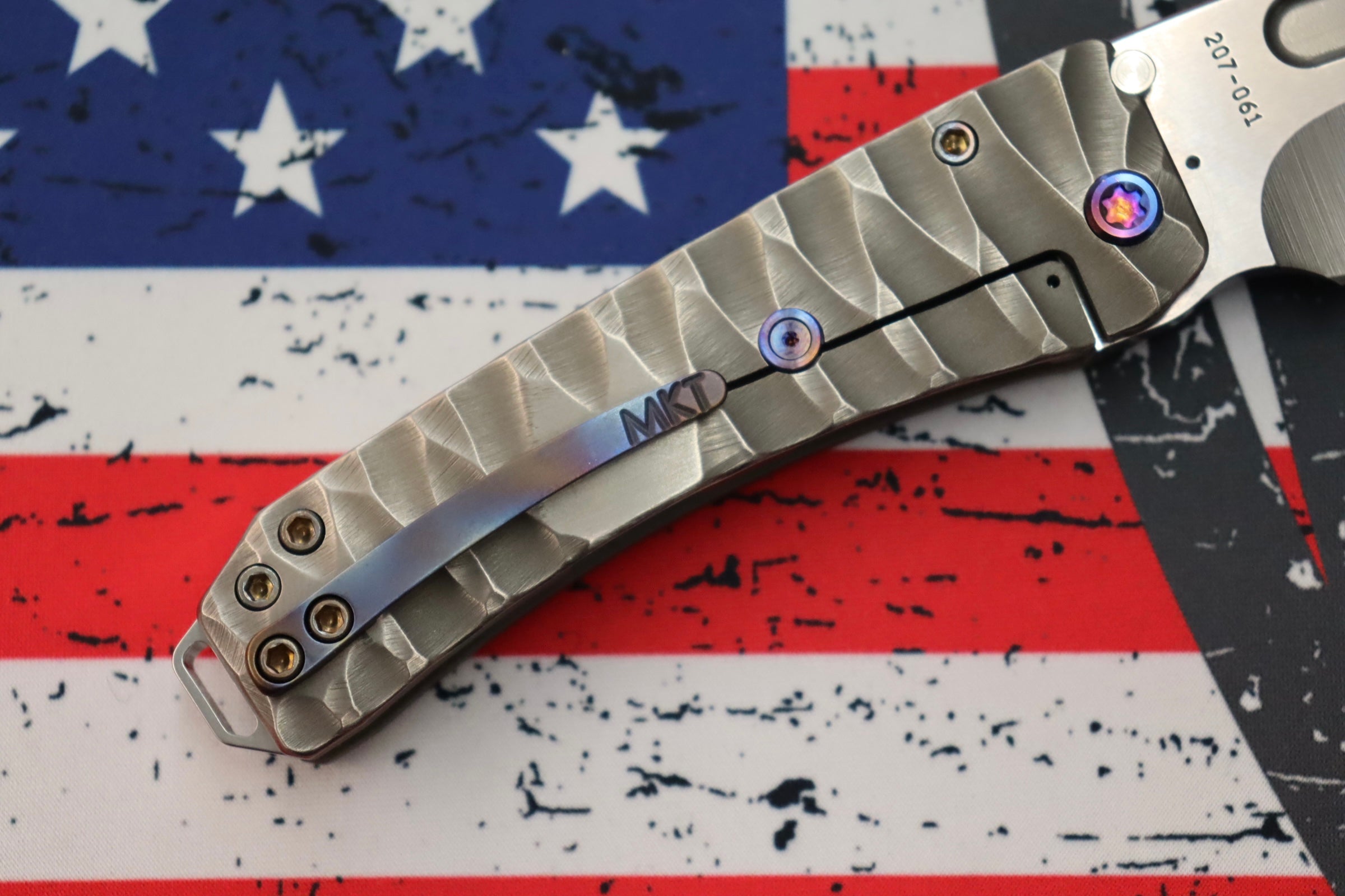 Medford Midi Marauder Tumbled S35 Drop Point & Bead Blast/Brushed Silver Predator Sculpted Handles w/ Flamed Hardware/Clip