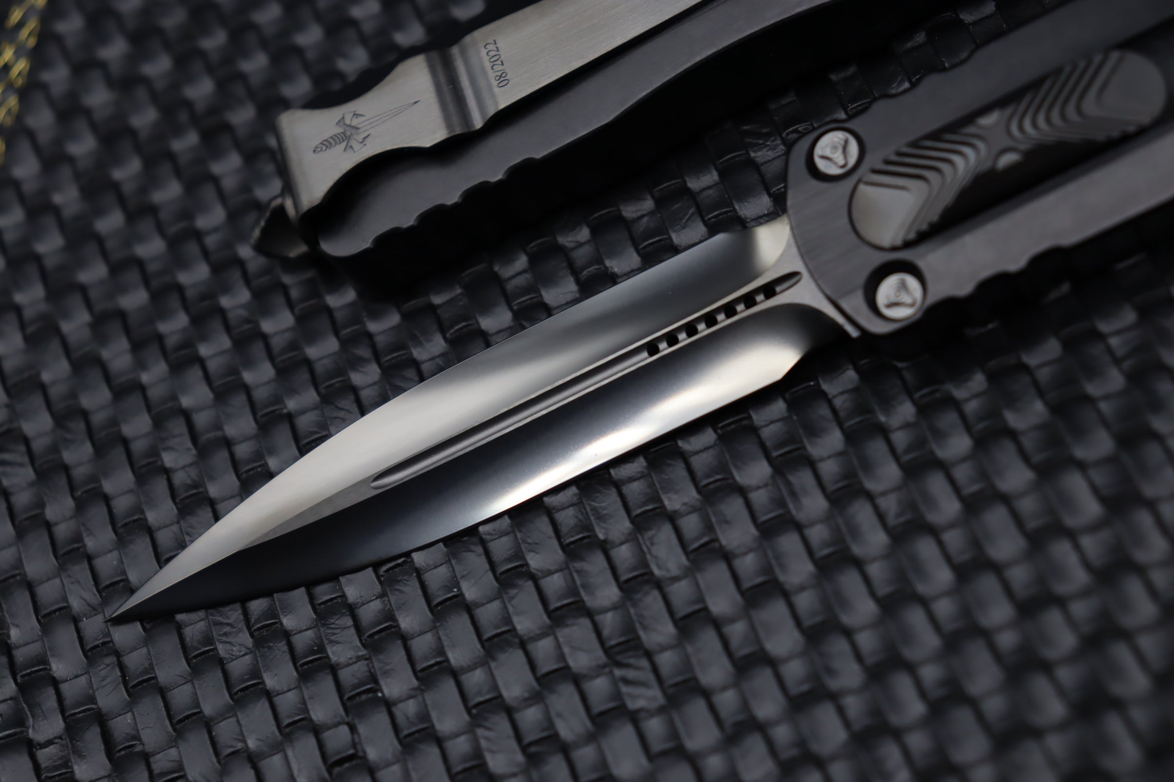 Marfione Custom Knives Dirac Delta D/E DLC Diamond Wash Finish w/ Hefted Black Handle & DLC Ringed Hardware