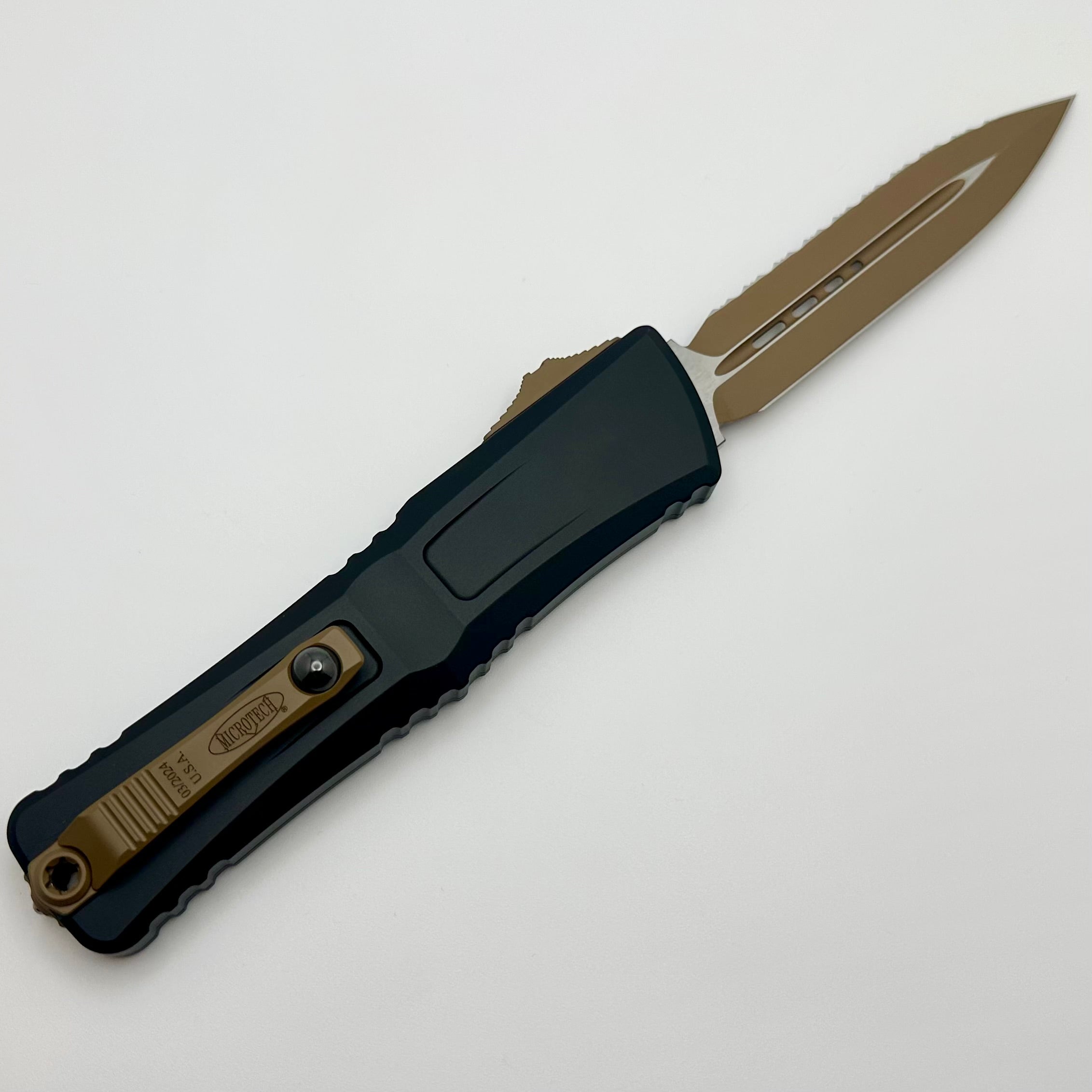 Microtech Knives Combat Troodon Gen III Prototype Black D/E F/S w/ Dark Earth Accents