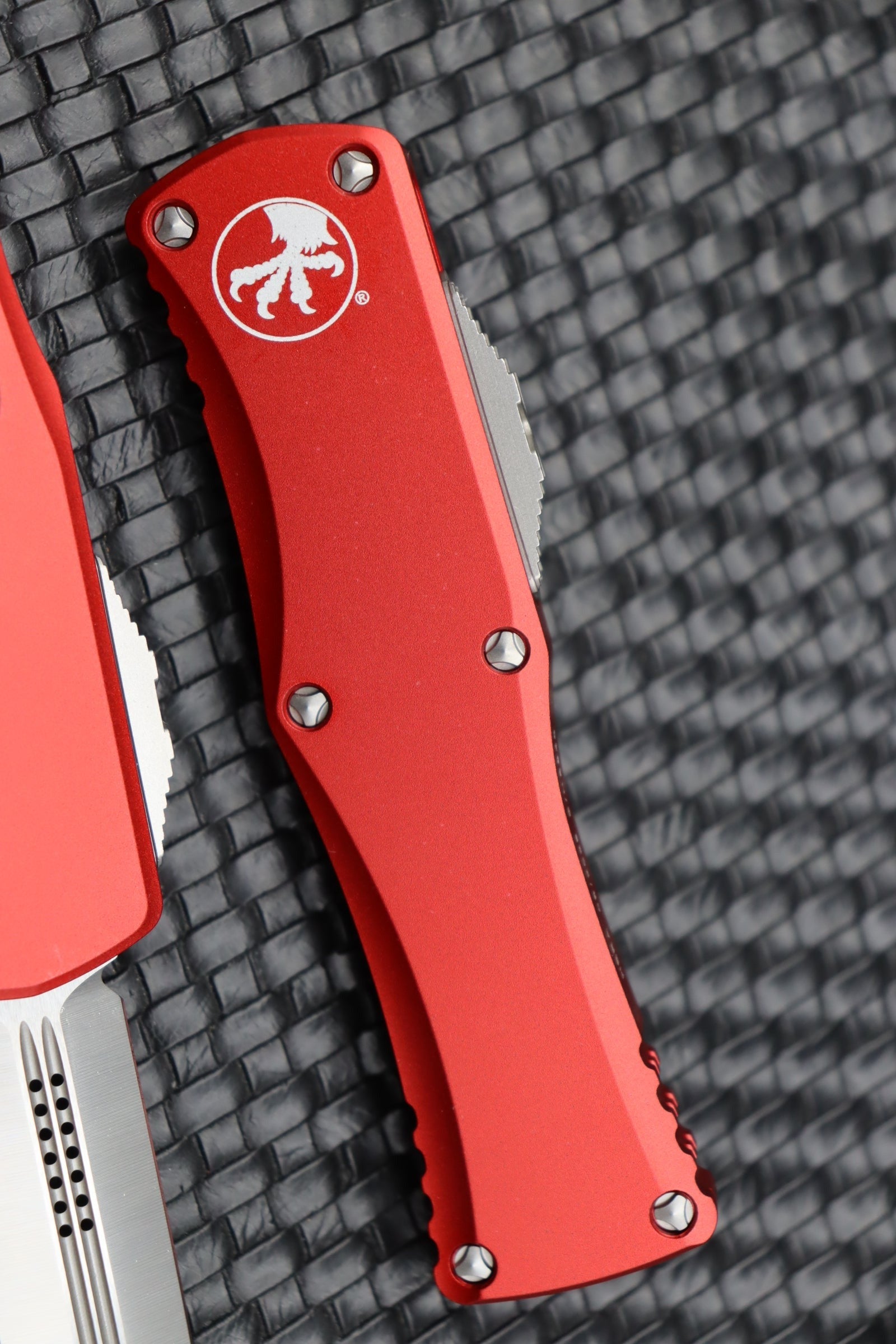 Microtech Hera Double Edge Satin Standard & Red 702-4RD