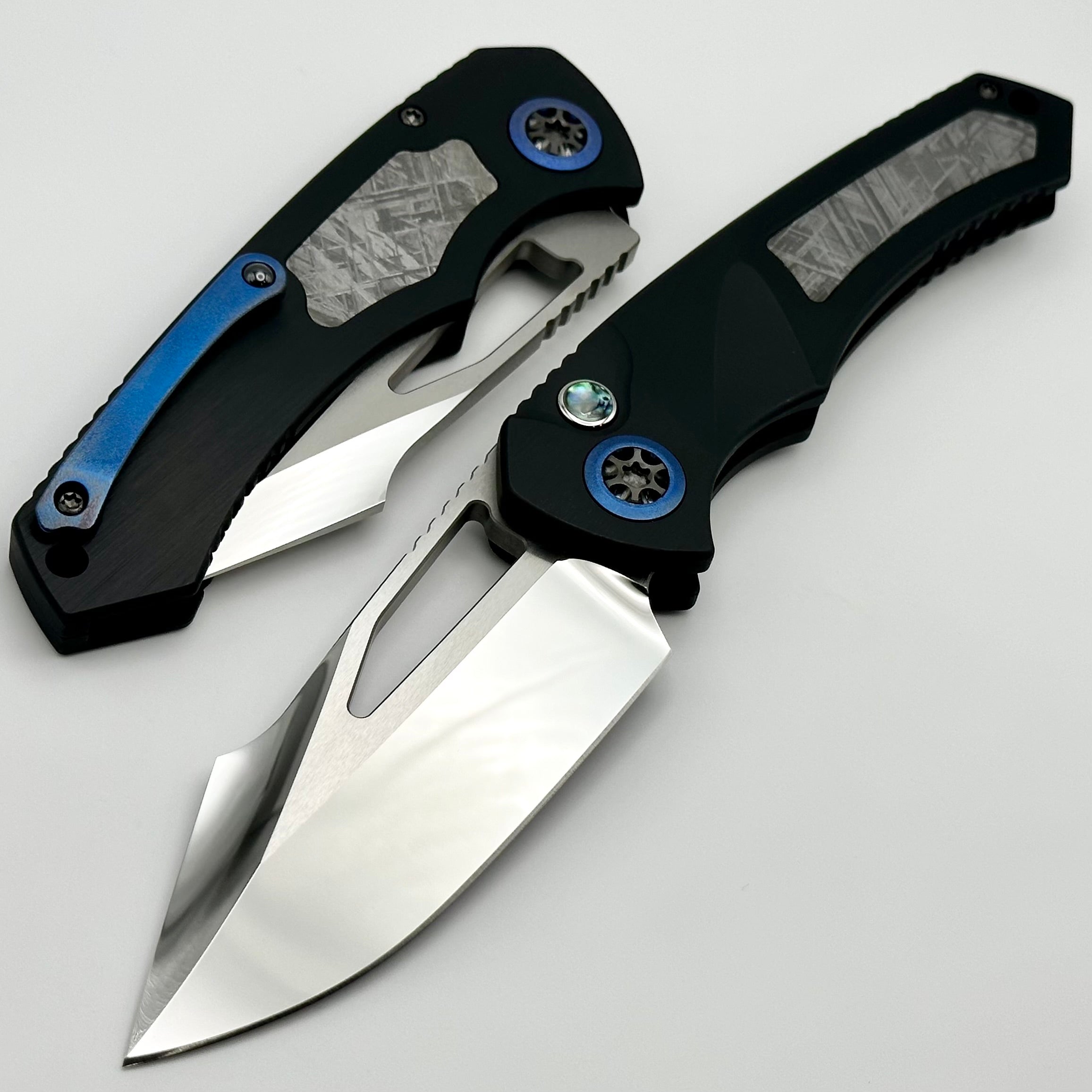 Heretic Knives Custom Pariah M/A Button Lock Meteorite Inlays w/ Mirror Polish M390